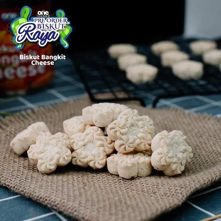 Kudapancookies Fatihah Cair Dalam Mulut Yaaa Kawan Kawan Sekali Gigit Kemudian Hangpa Pejam Mata Dan Biarkan Ia Mencair Perlahan Lahan Peghhhhh Meresap Dia Rasa Dalam Mulut Sedap Ya Amaaaaat Inilah Biskut Bangkit Cheese Onecookies