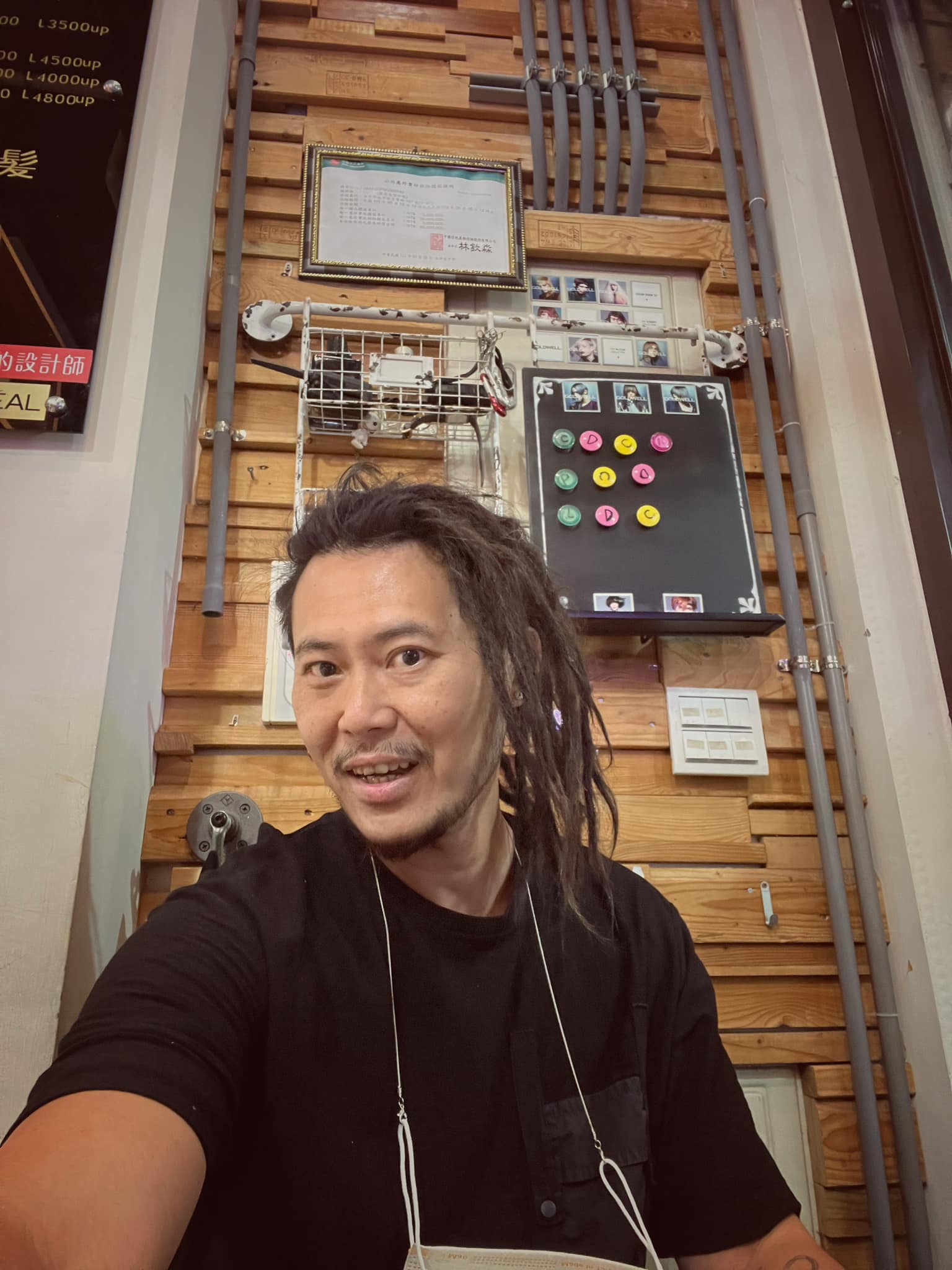 歸剛欸 保固😝 終於要來保固自己的了！ 這次自己搞的雷是白人髒辮... - 雷鬼魂 （Taiwan獨門髒辮技術） | Facebook