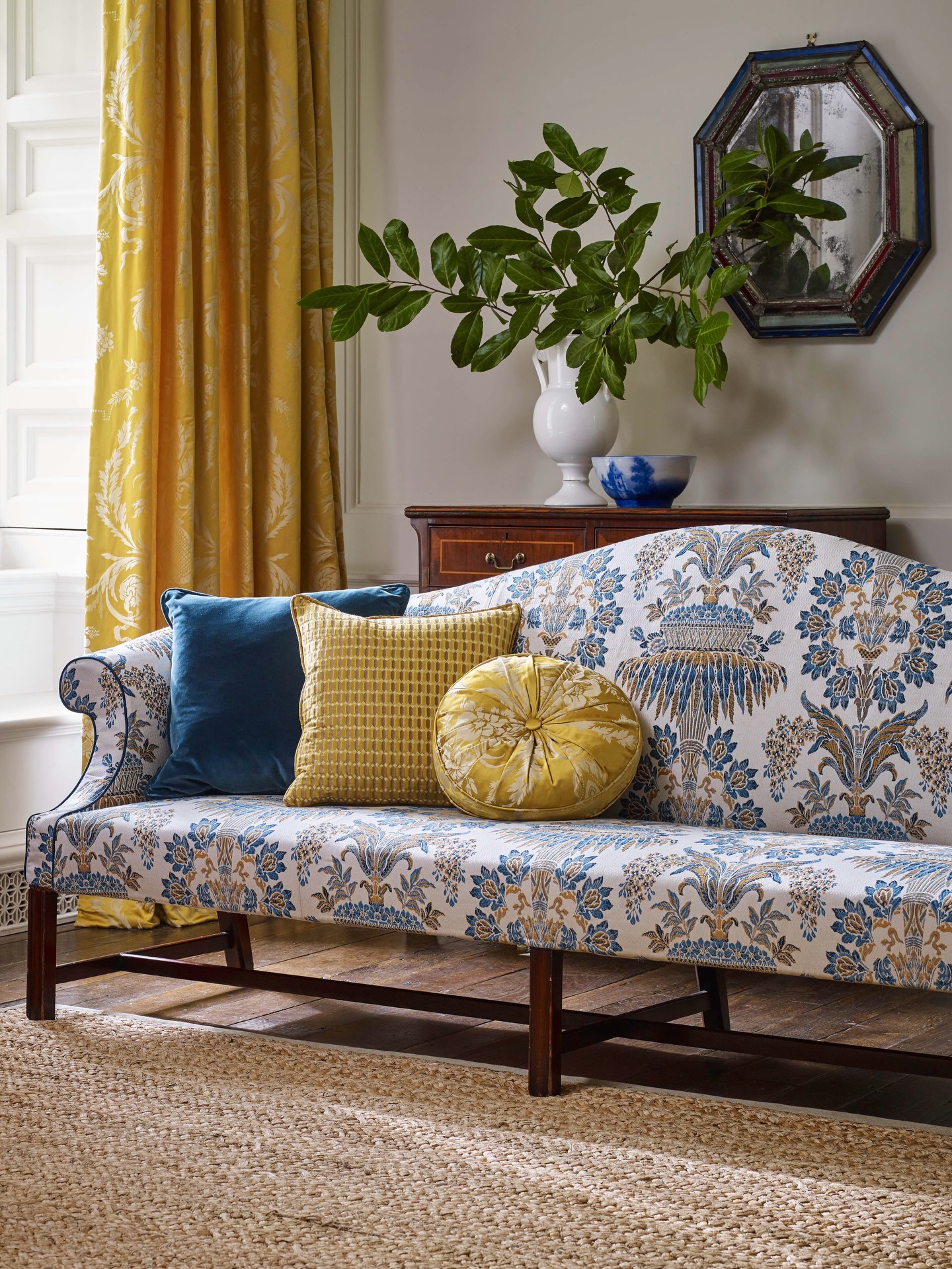 Zoffany - Use the dark, sultry tones of Zoffany Paint's Vine Black ...