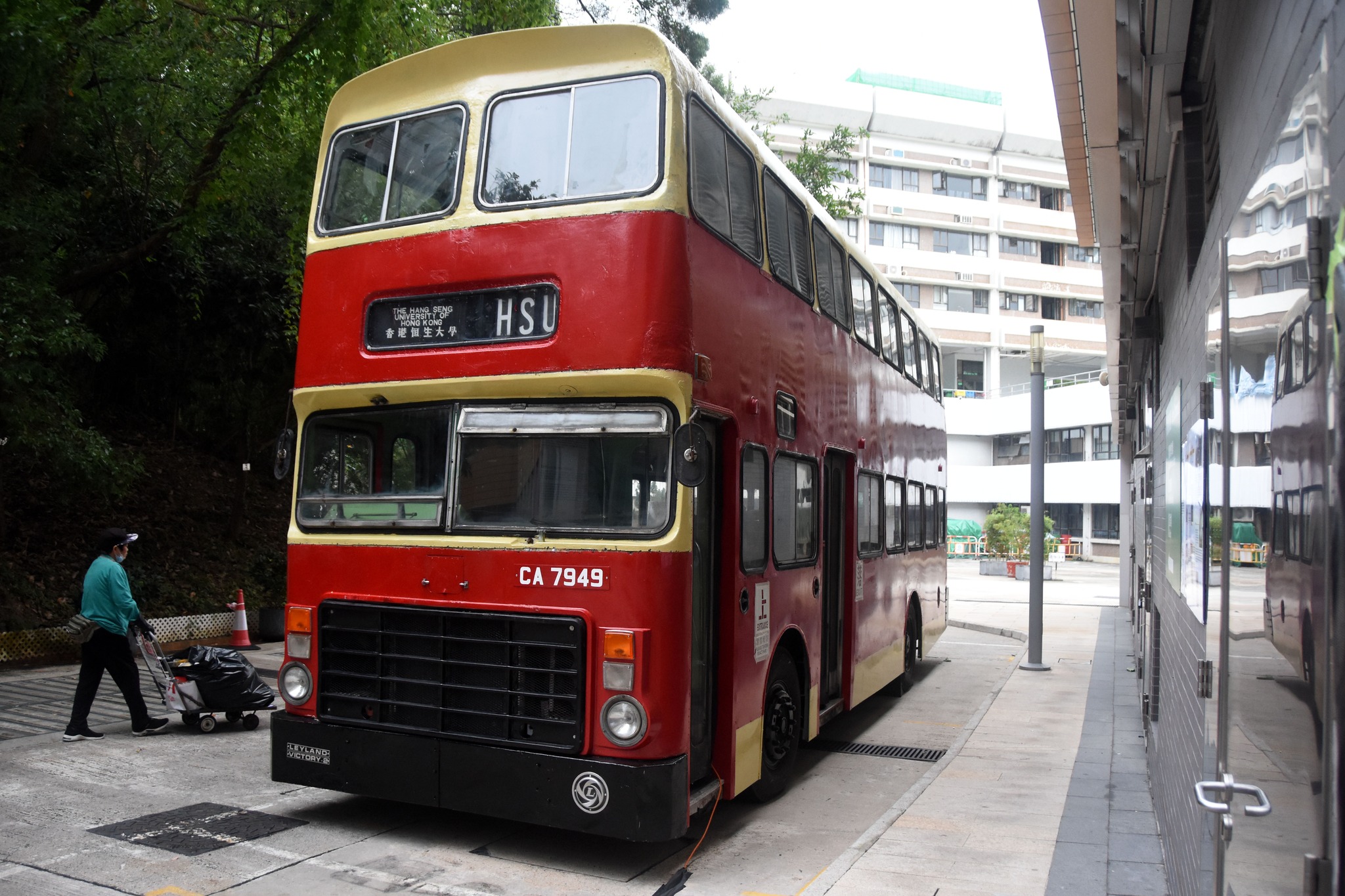 Ex-Kowloon Motor Bus Guy Victory 2 G36 has been repainted to