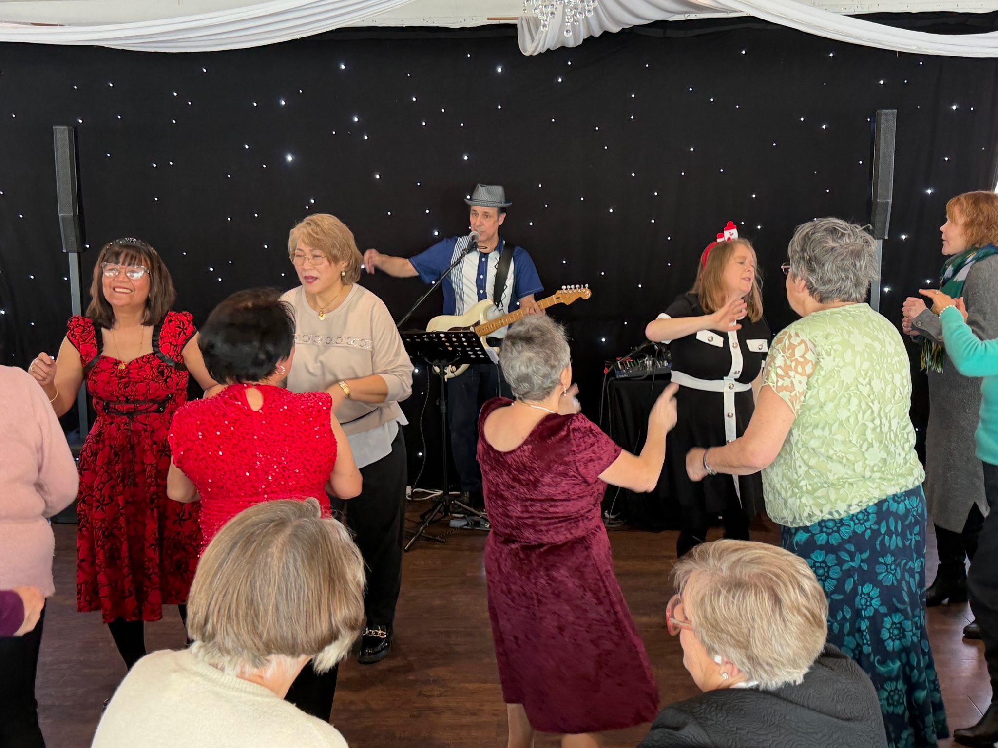 A Fifties & Sixties Christmas Party... - City & Village Tours | Facebook