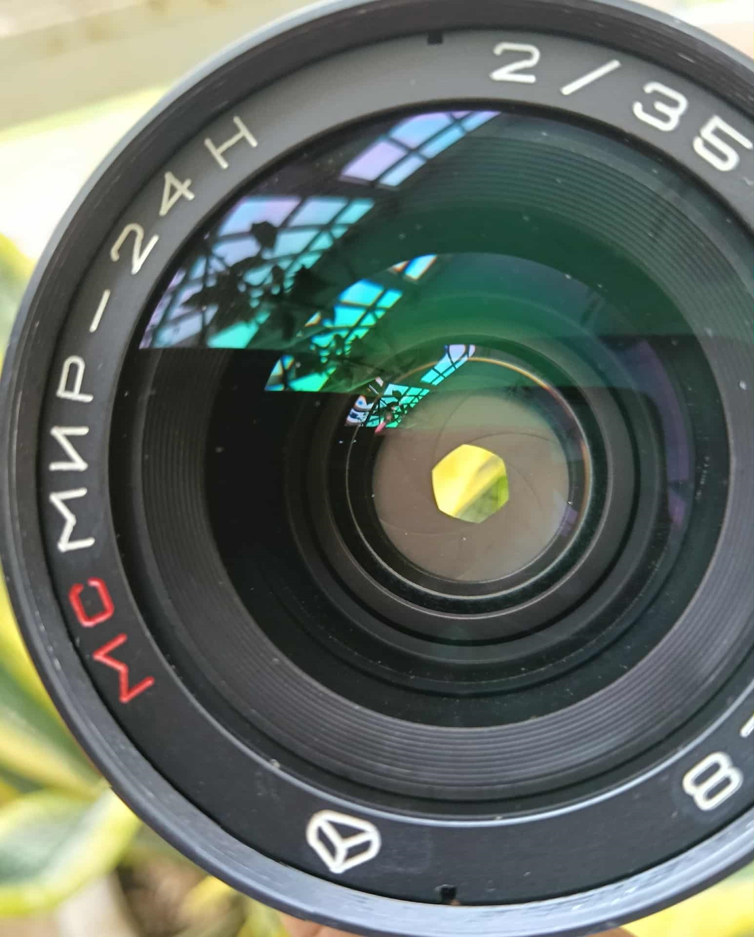 Mir-24H 35mm f2 (ngàm Nikon F) từ nhà máy Arsenal, lịch sử hơn 250