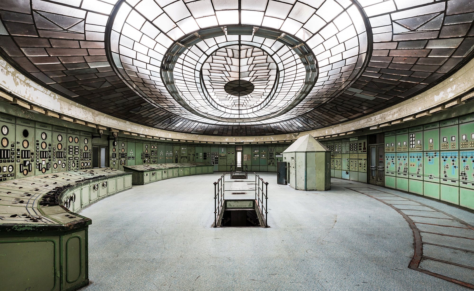 Il - The Art Déco control room of the Kelenföld Power Station, by ...