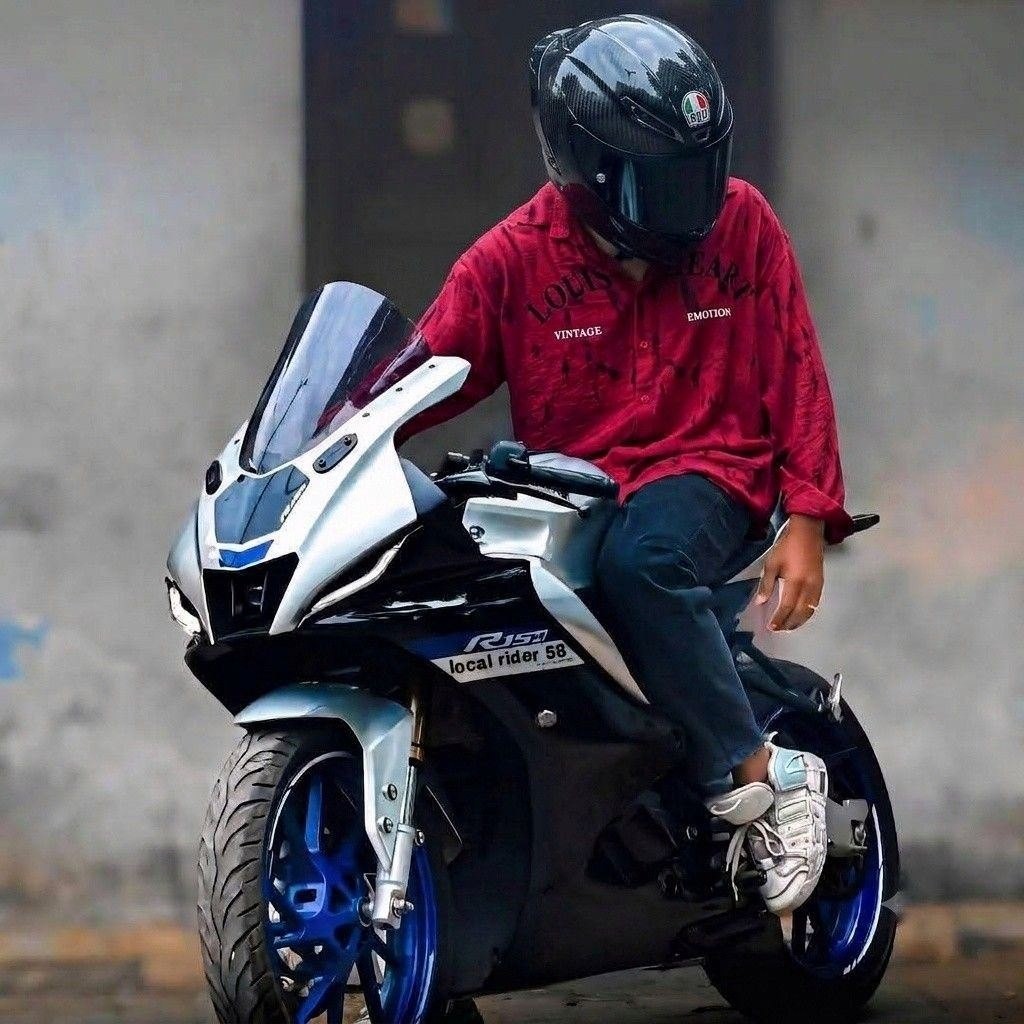 R15m ʏᴀᴍᴀʜᴀ ʙɪᴋᴇʀ 🐉 | 🤍🫵🏻.!! . . . . . . . . . . #r15v4 #yamaha #fyp # ...