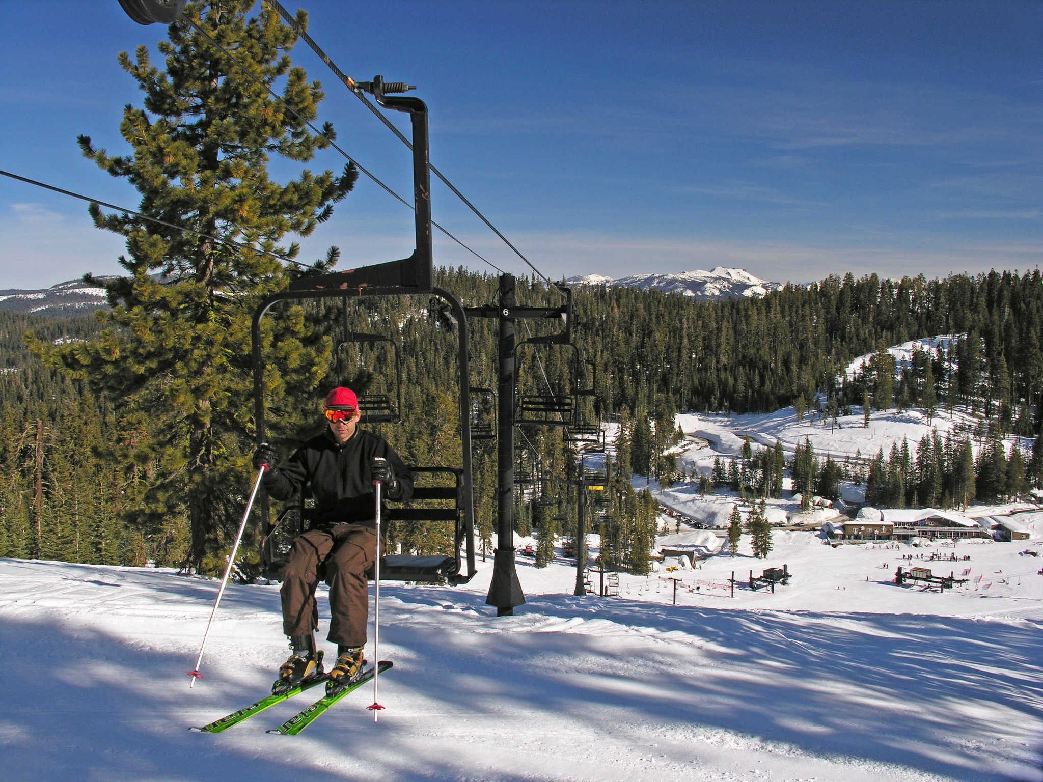 Yosemite - It's time to hit the slopes, the Badger Pass Ski Area is ...