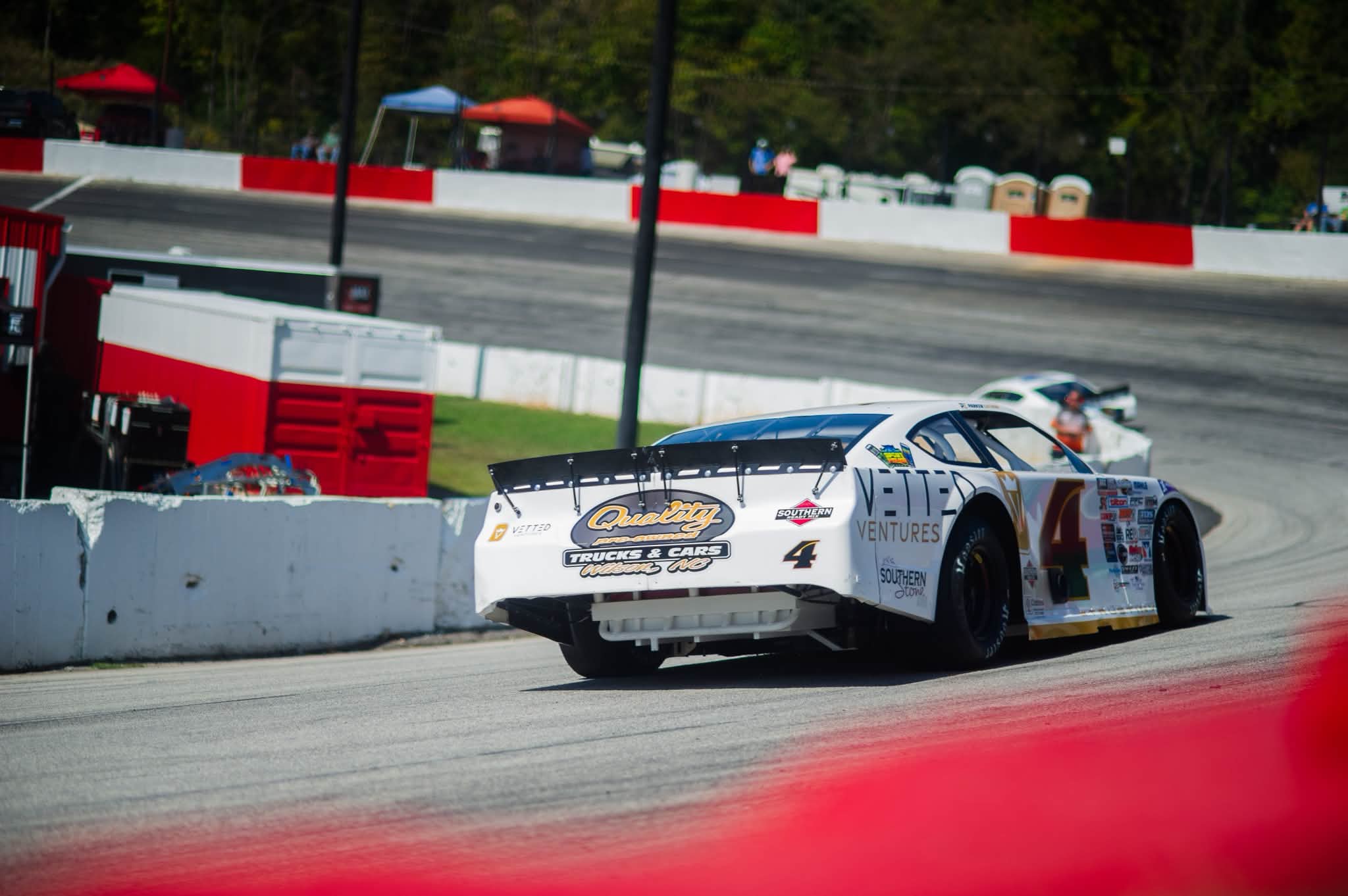 カーズ スティーブンソン& フライゼンハワー Lightning quick ⚡️ London McKenzie tops the first LMSC session