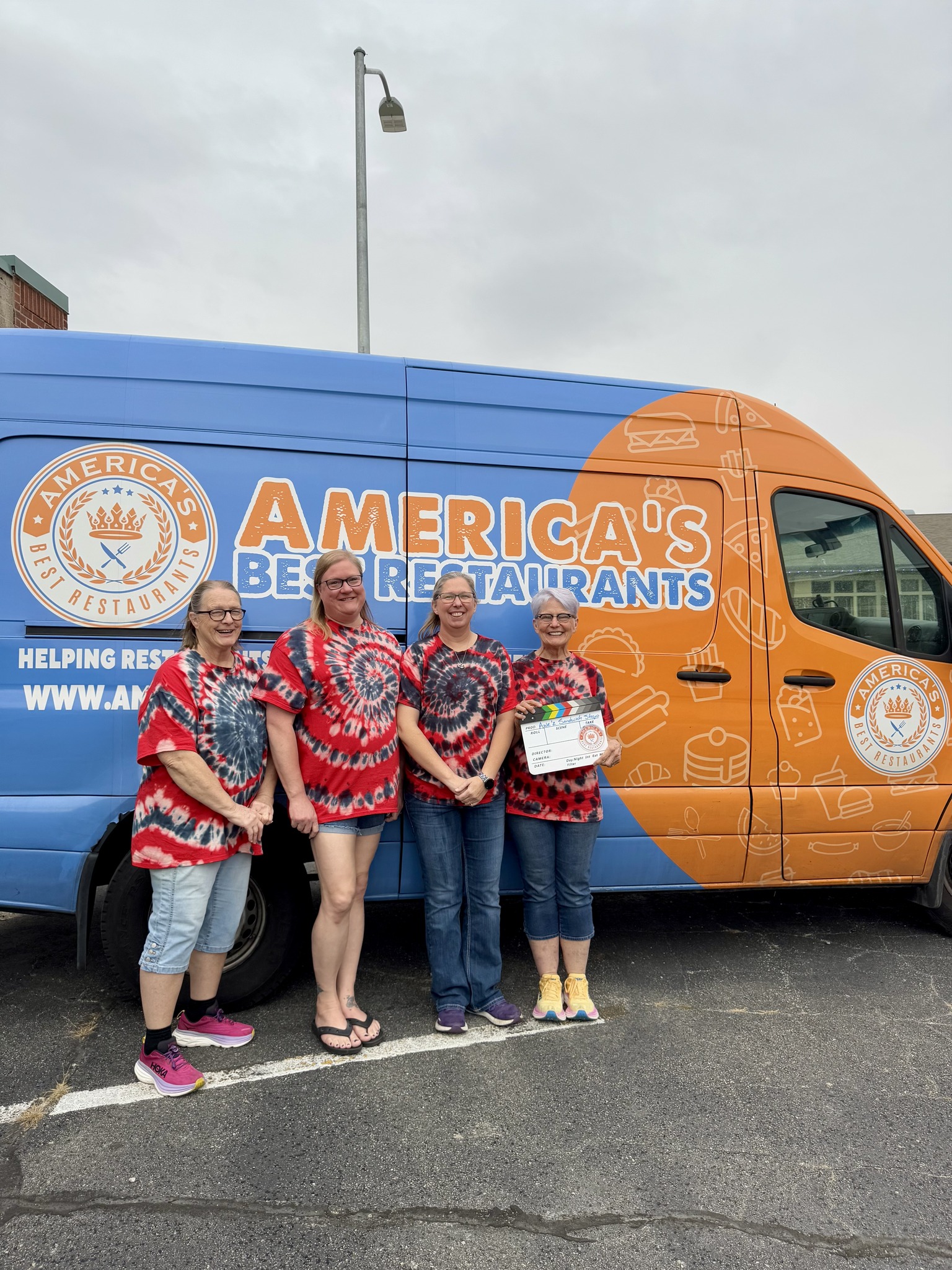 Awe'z Sandwich Shop | Mason City IA