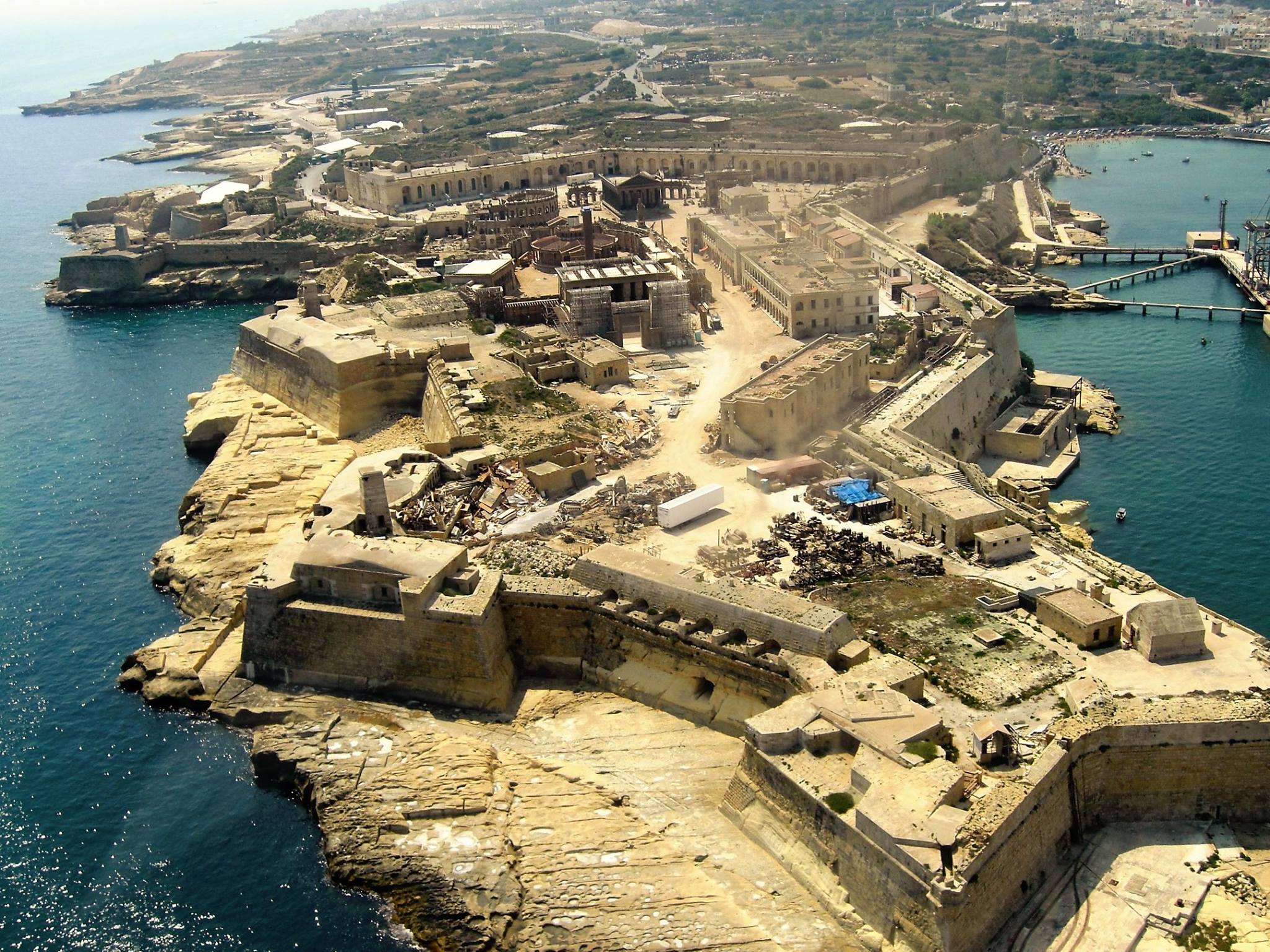 Malta - Fort Ricasoli (Maltese: Forti Rikażli) is a bastioned fort in ...