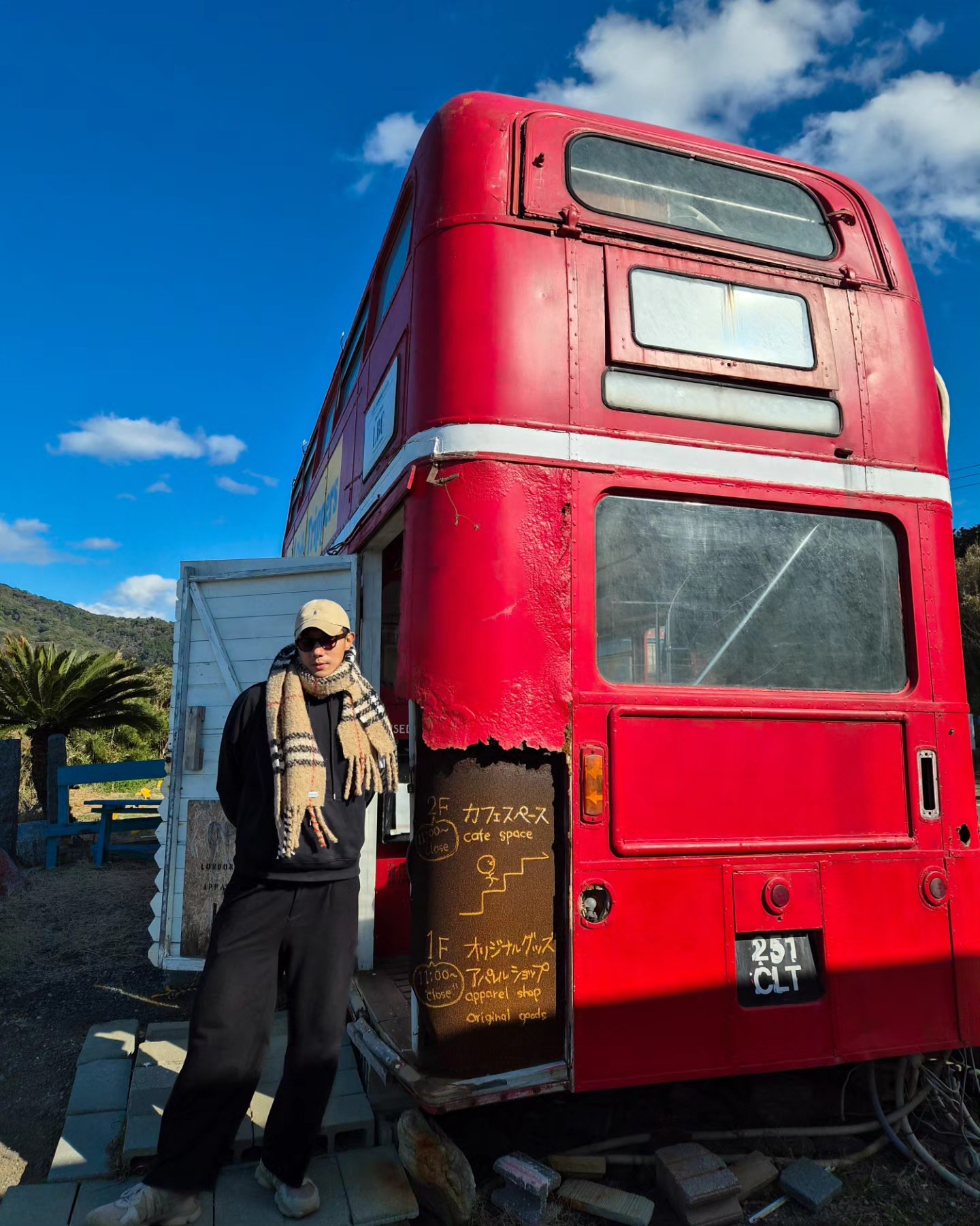 london bus cafe