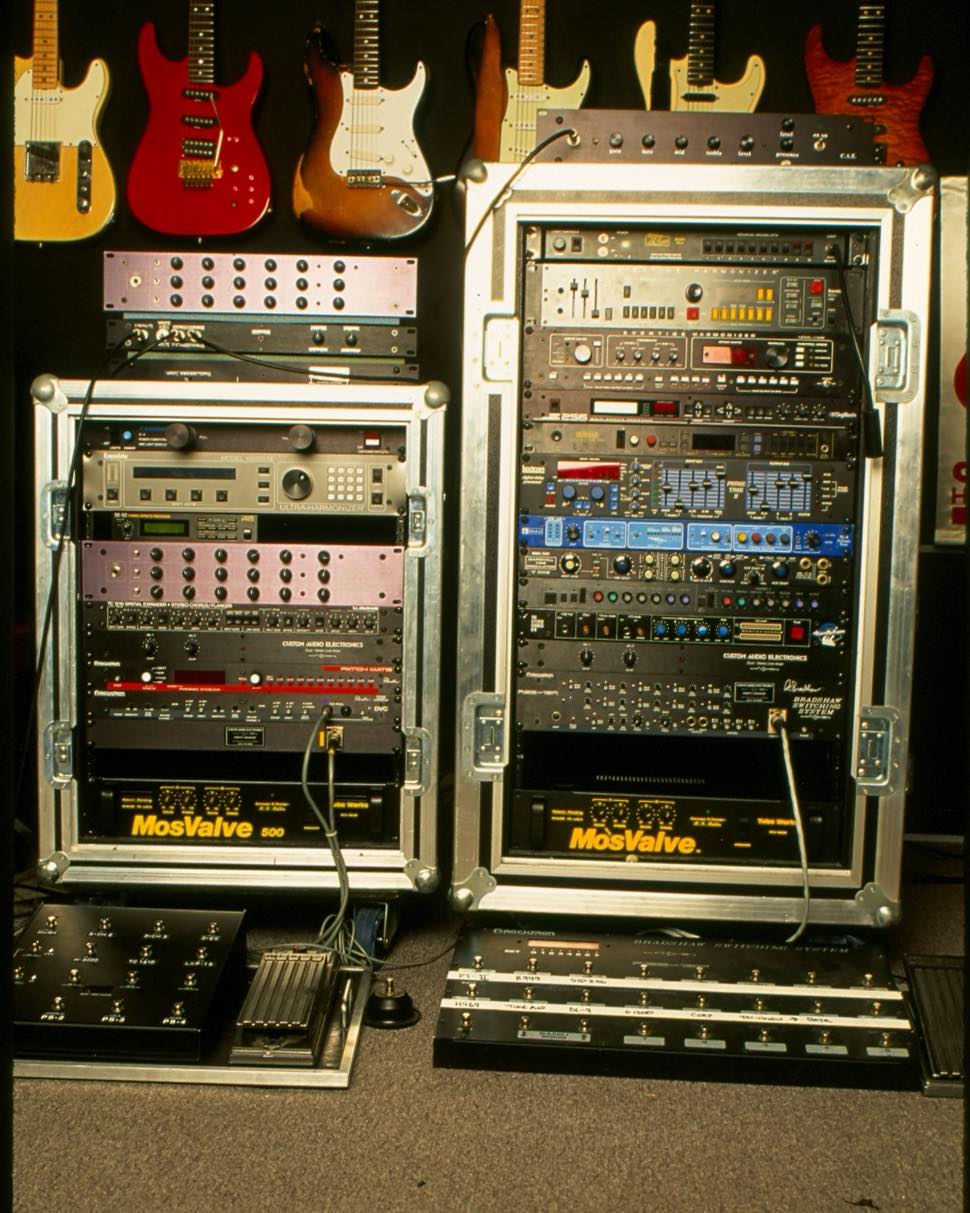 【中古】 Rave on  12 PascalF．E．O．S． ,ChrisWood ,Wilke＆D’Agnell These are my demo rigs at my shop in North Hollywood. I had