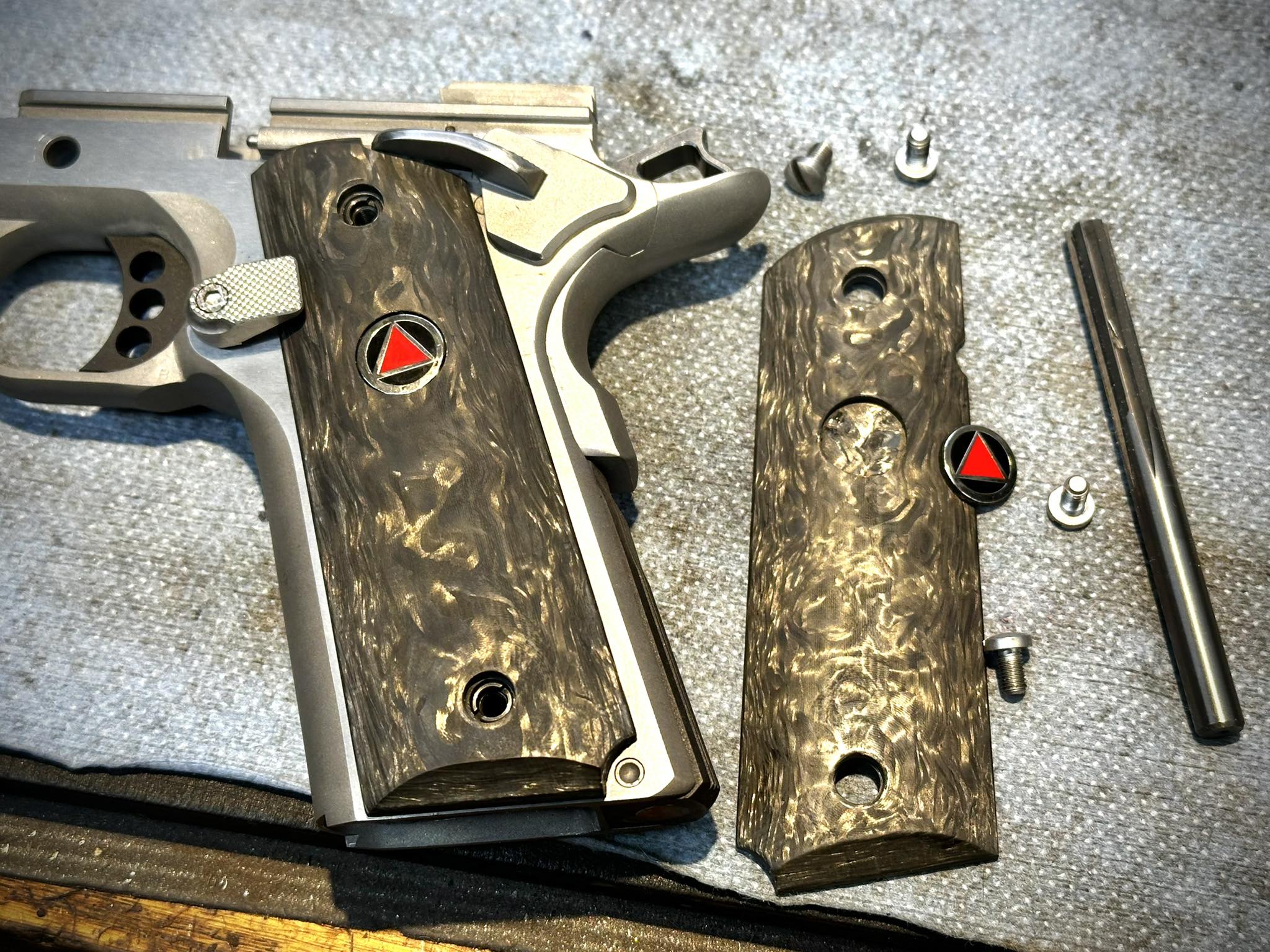 Derr - Making a set of carbon fiber grips for a custom Colt Delta Elite ...