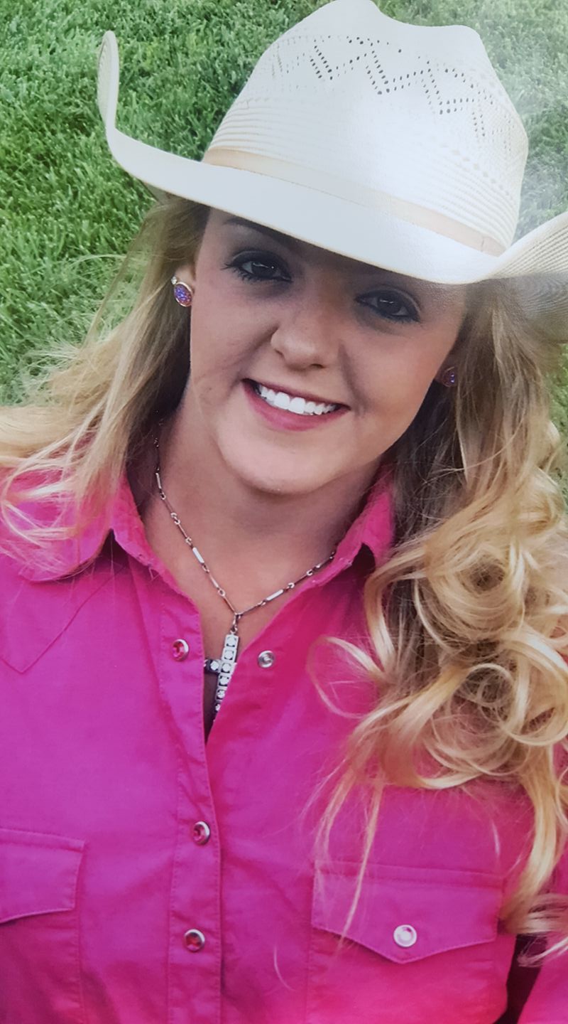 Meet Queen contestant... - Valencia County Rodeo Queens