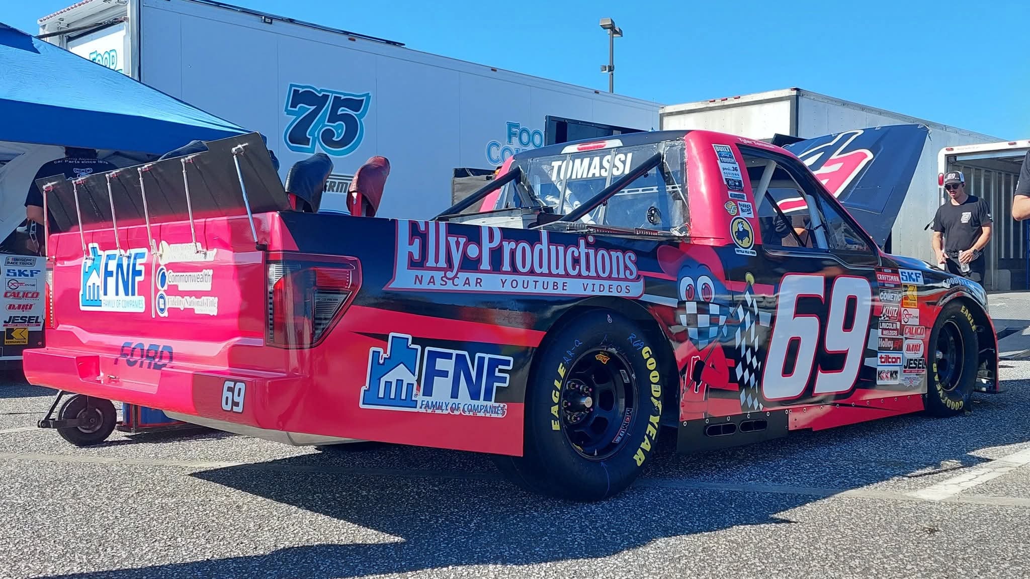 Jack Dodsons... - Jack Dodsons Racing Insider News Race Page
