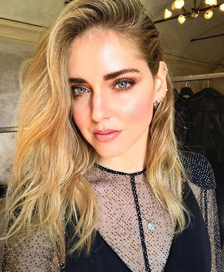 Nina ferragni. Кьяра Ферраньи. Кьяра Ферраньи макияж. Кьяра Ферраньи глаза. Нина Ферраньи