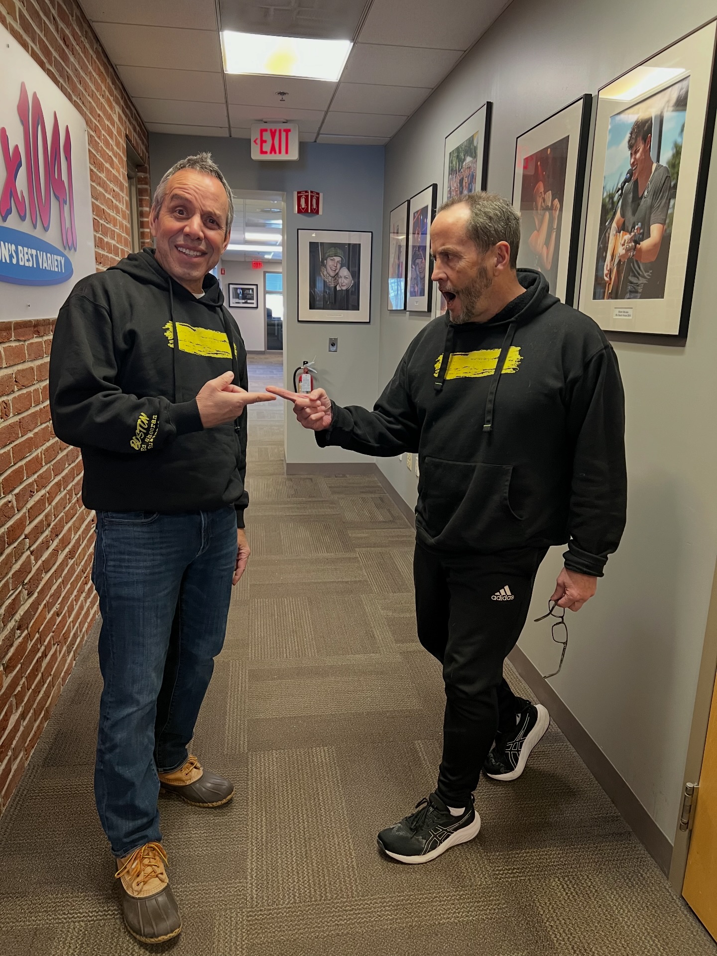 Mix - We swear we didn't plan this!! Someone's gonna have to change! 🤣 ...