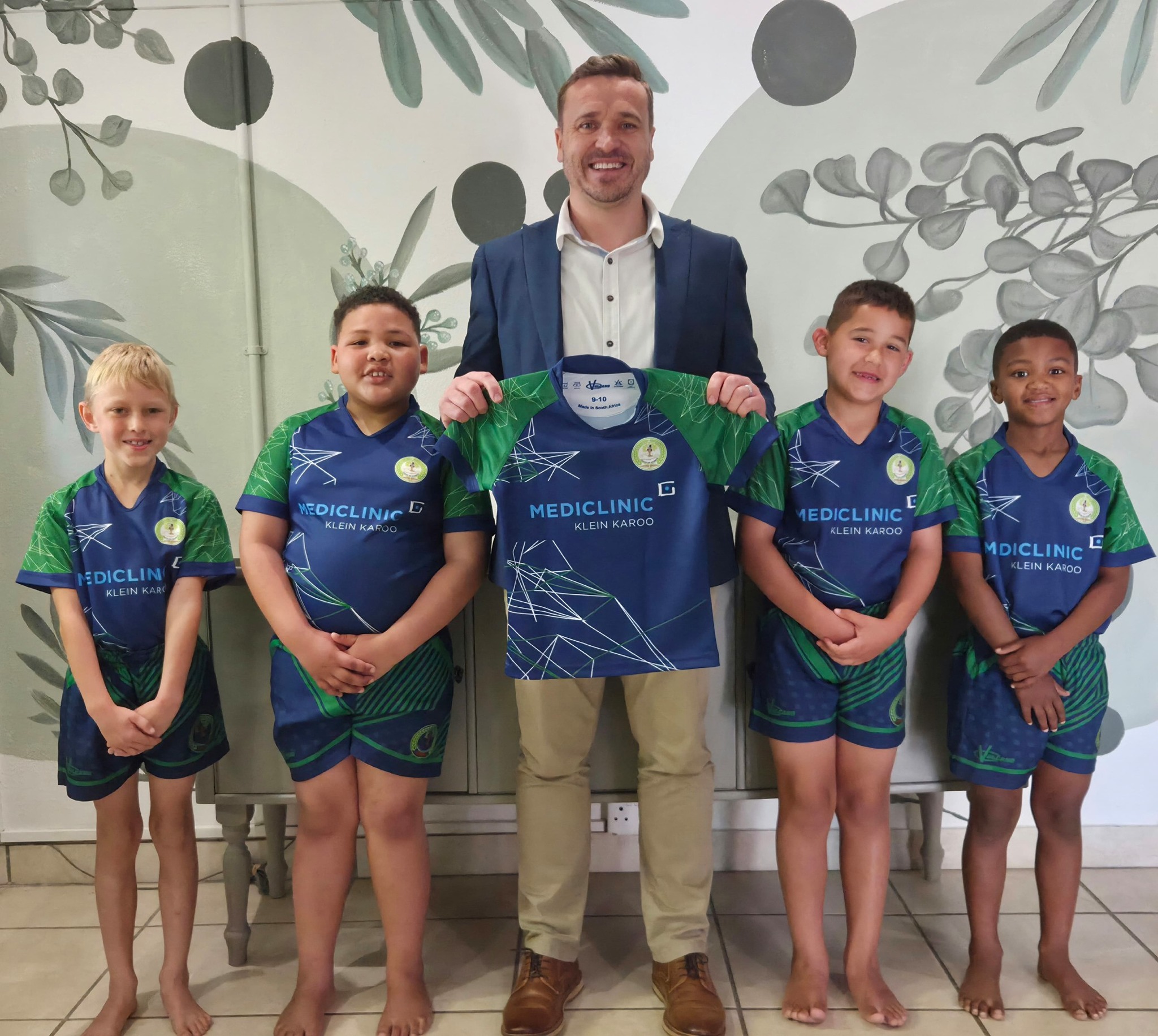 Laerskool - 🏉 L A U R U S R U G B Y 🏉 Baie dankie aan Mediclinic Klein ...