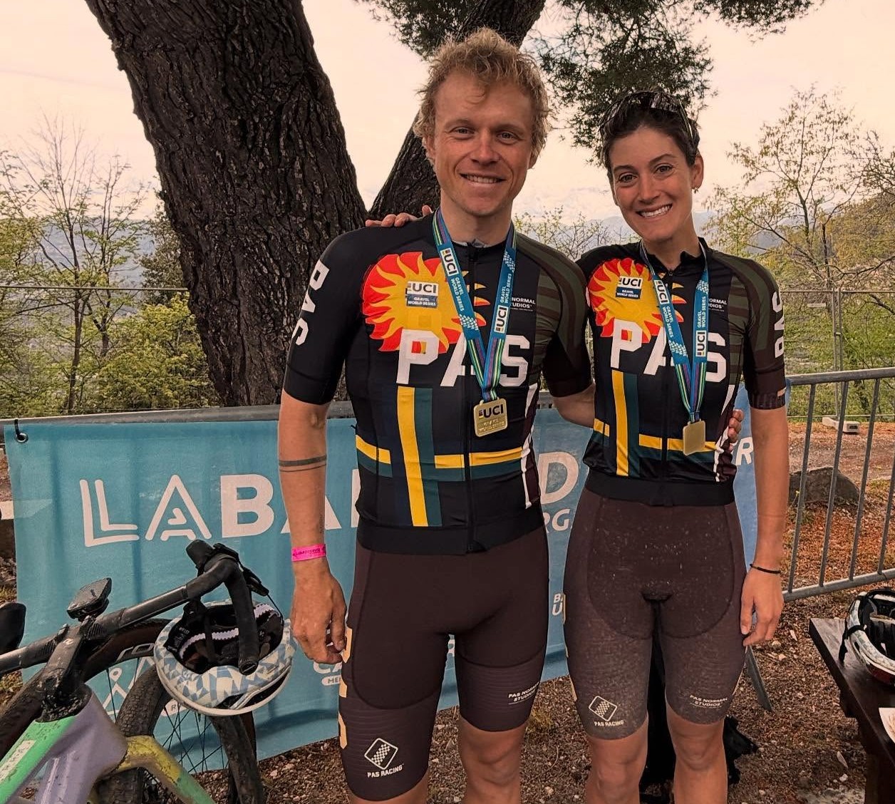 Mads Wurtz Schmidt and Geerike Schreurs win 2026 Gravel Earth