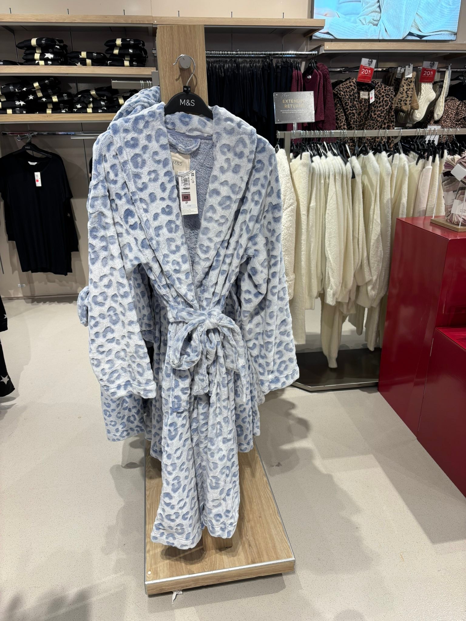 m and s ladies dressing gowns Three great gowns, all 20% off at M&S - https://tidd.ly/4pgwzt1 Leopard - https://tidd.ly/4rIT0Zp Rosie HW - https://tidd.ly/3XK2ZQv Fleece womens dressing gown