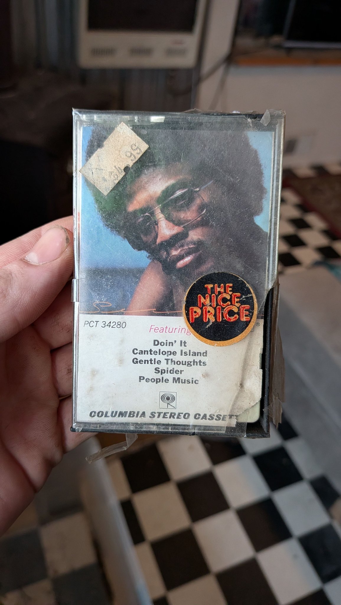 匿名 Does anyone remember the Specs Records sticker?