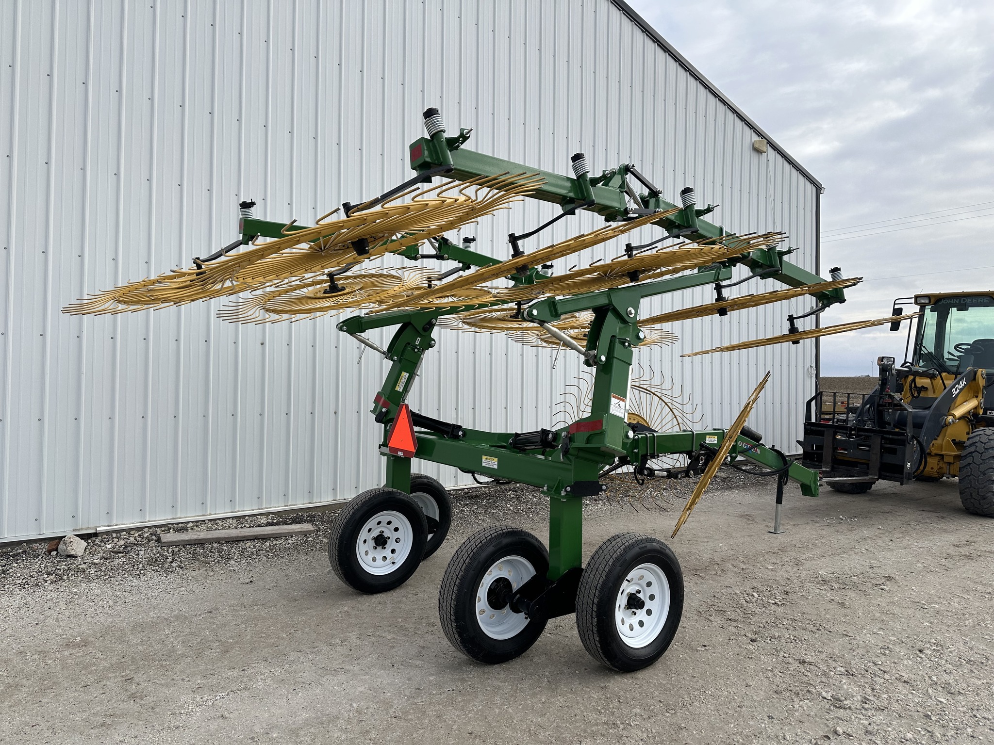 Used 2021 Ogden RCR812 10 Wheel Hay Runner Rake #16151 - Garden Tools ...