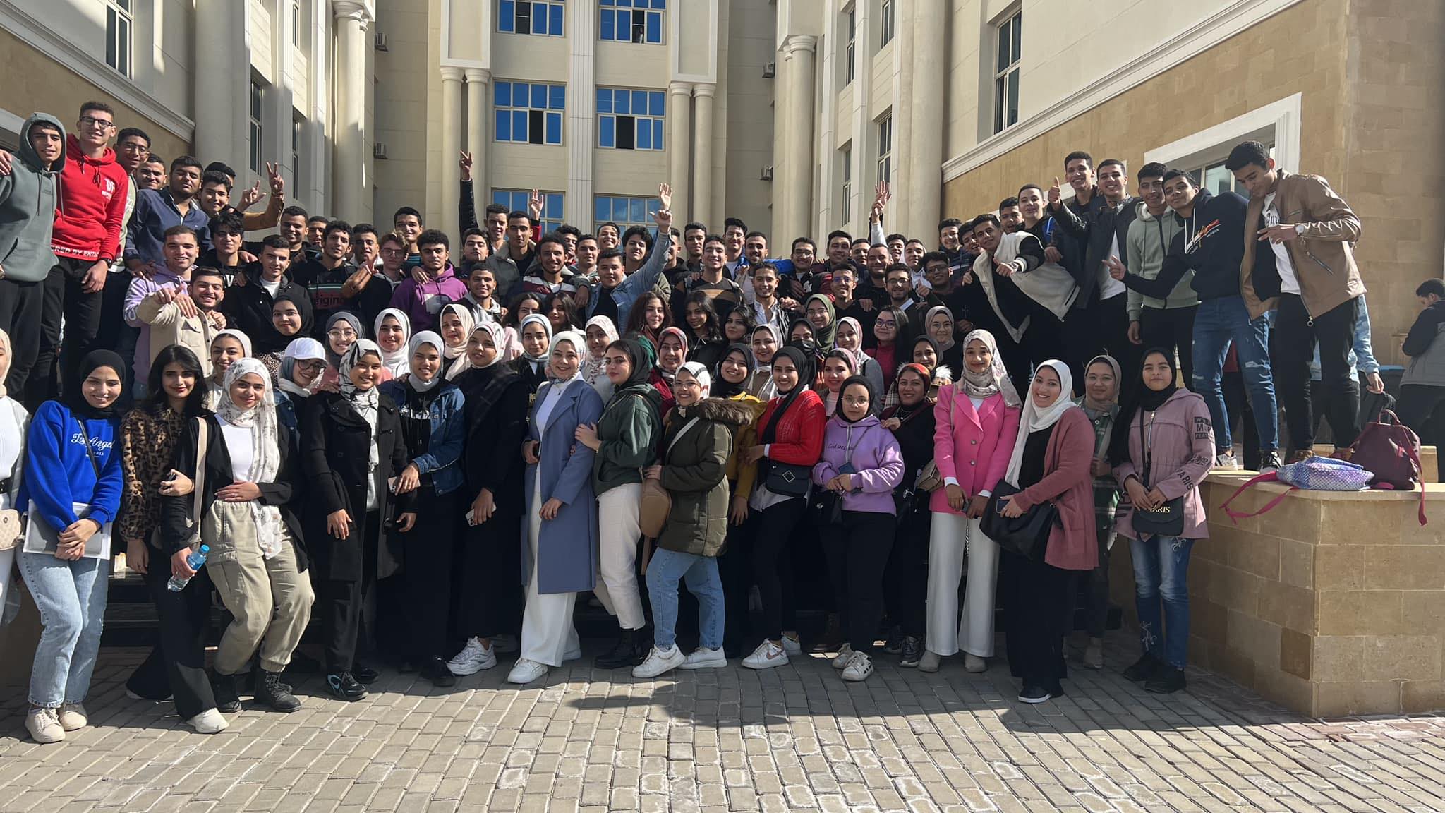 ورشة عمل حول كيفية استخدام نظام DULMS والتعليم الإلكتروني والهجين ...