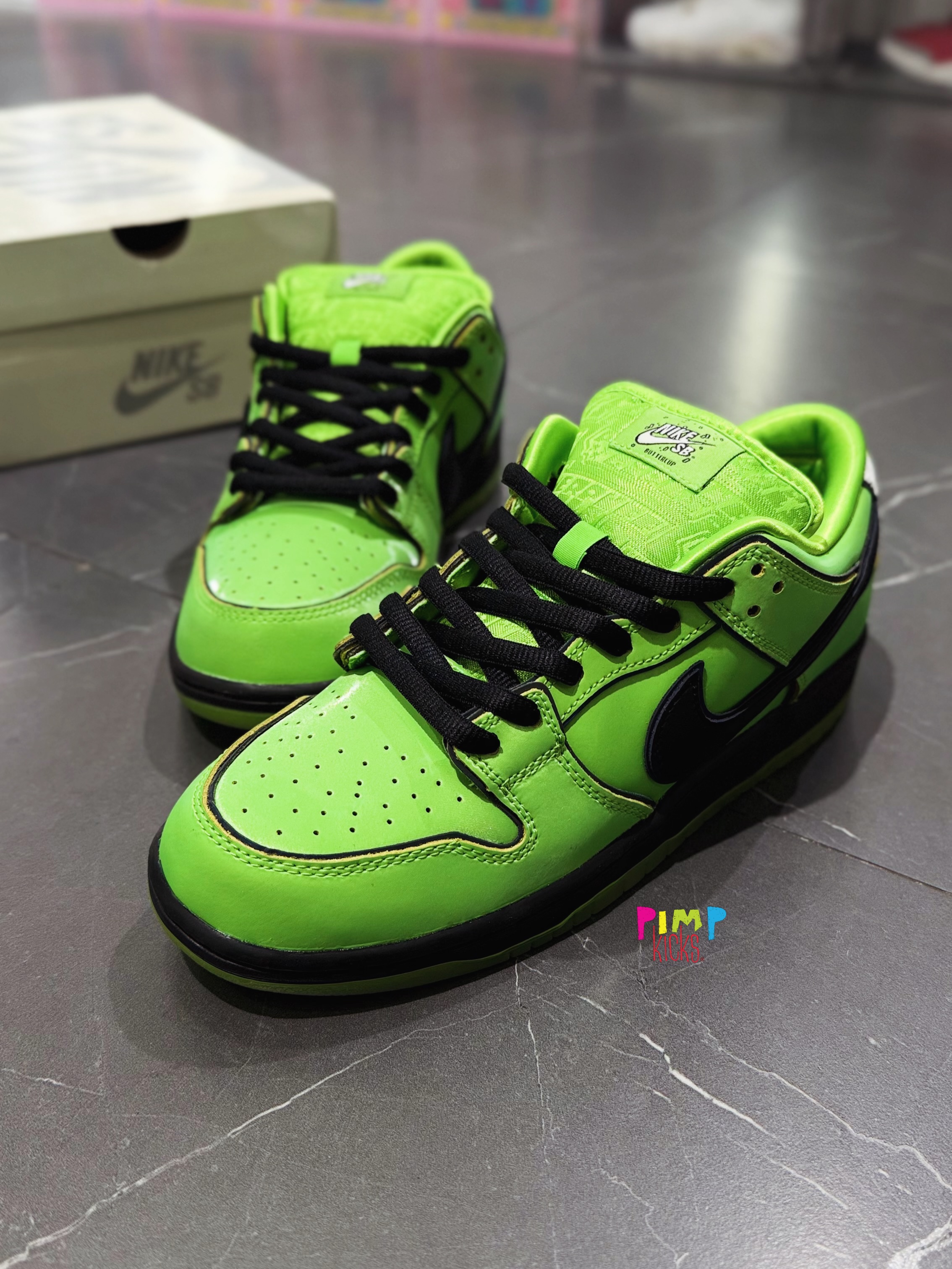 LIMITED EDITION ? NIKE SB Dunk Low The Powerpuff Girls Buttercup 
