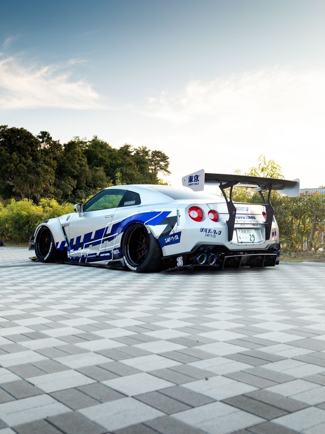 LIBERTY WALK®︎ LB-WORKS NISSAN GT-R R35 type2 Silver with Blue