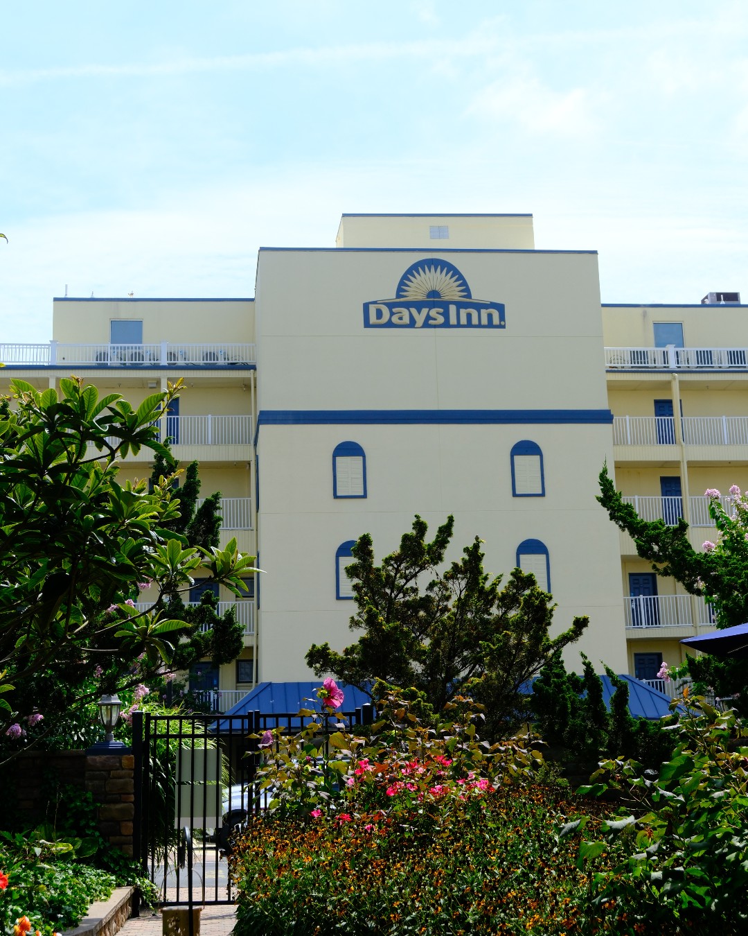 Days Inn Oceanfront | Ocean City MD
