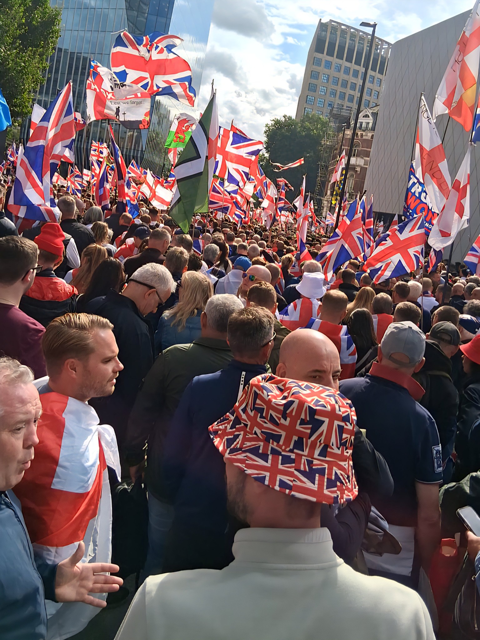 Unite The... - Linfield & Rangers FC - The Blues brothers | Facebook