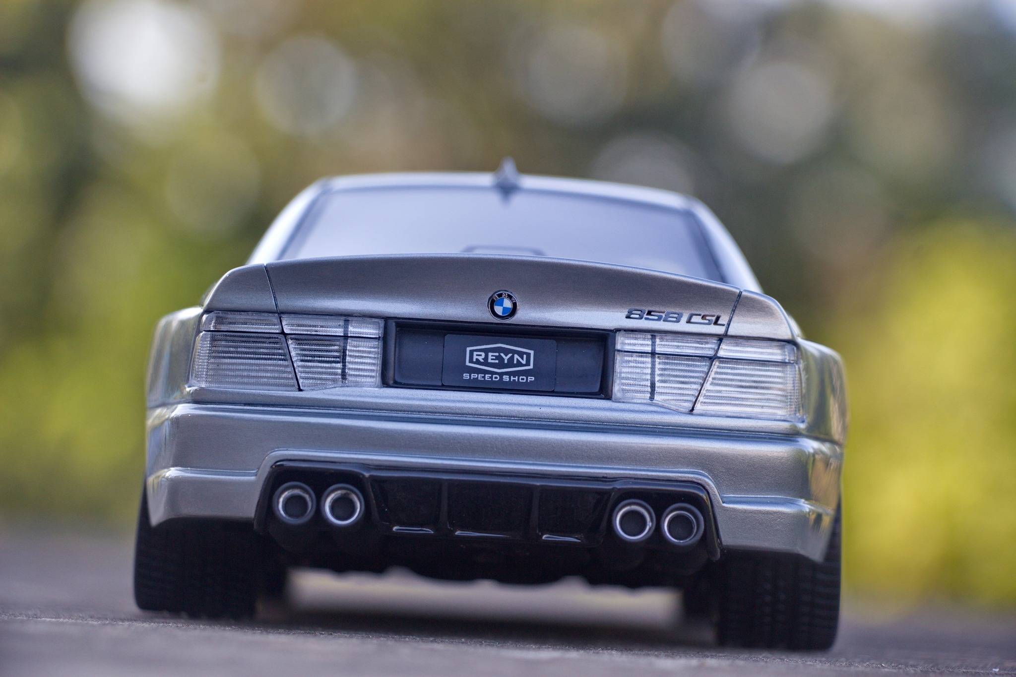 1/18  858 CSL ジョンシバル Reyn Speed Shop BMW Reyn Speed Shop 858 CSL designed by Jonsibal Chrome Shadow