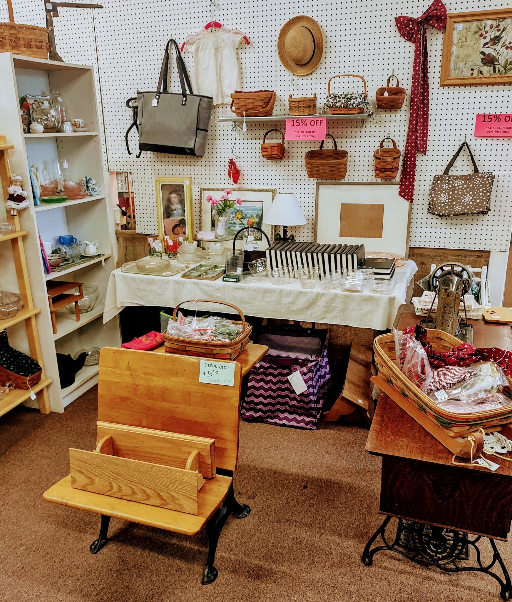 The Fayetteville Antique & Craft Mall | Fayetteville PA