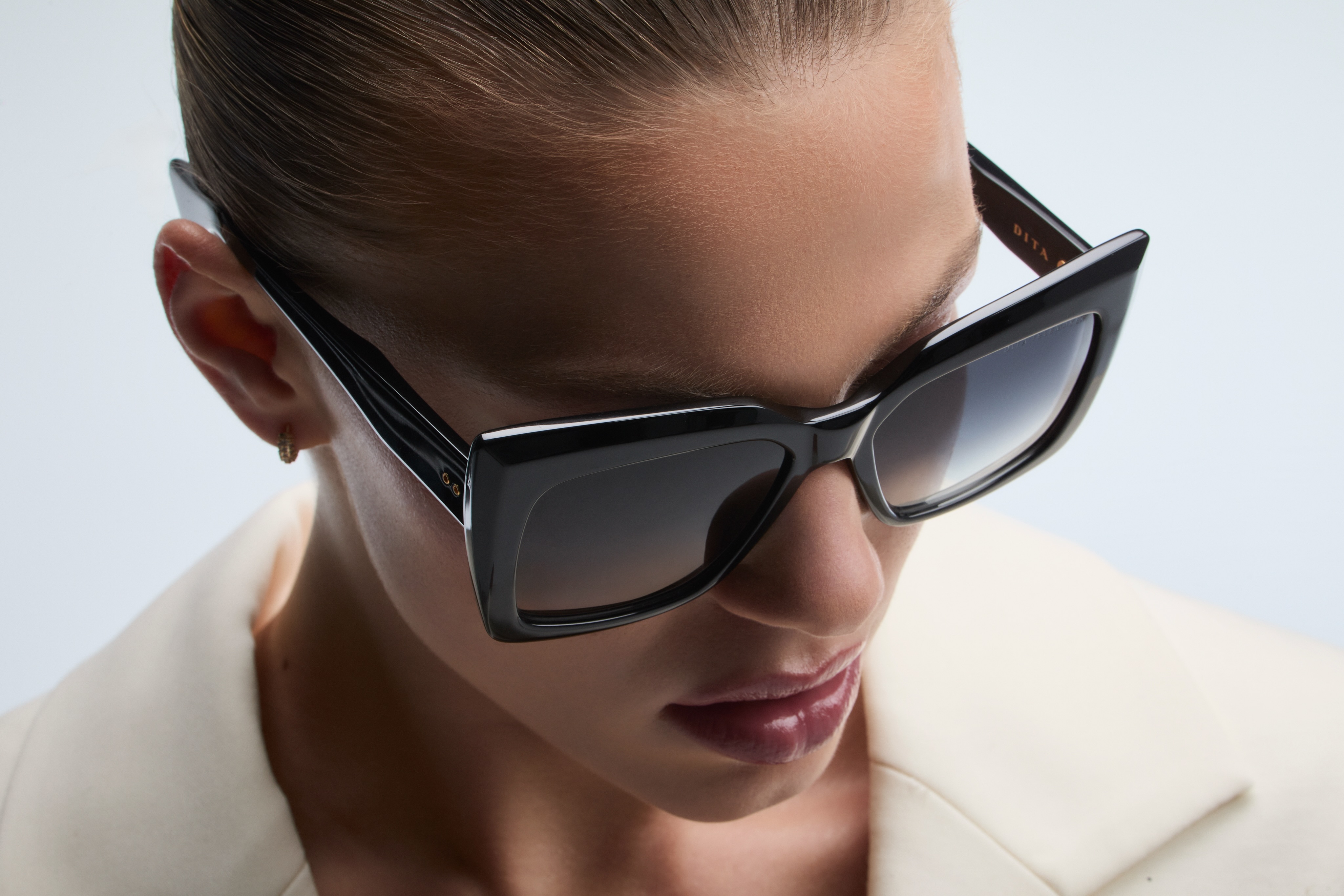 Bridgeless Frame Dita Kohn Sunglasses DITA KOHN/DTS119-04 Sunglasses