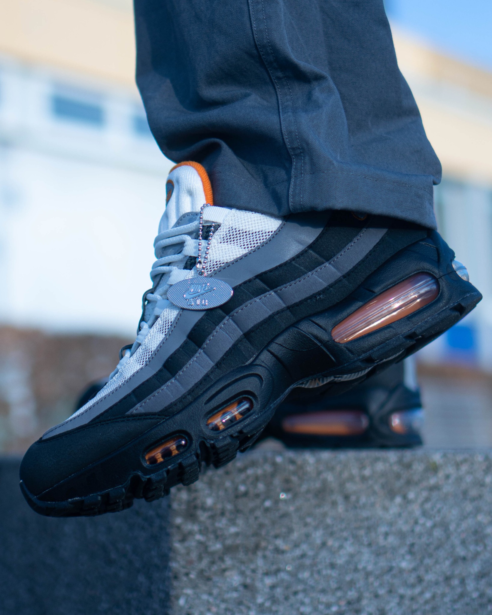 Nike is cooking again. And this one comes with heat. The Air Max