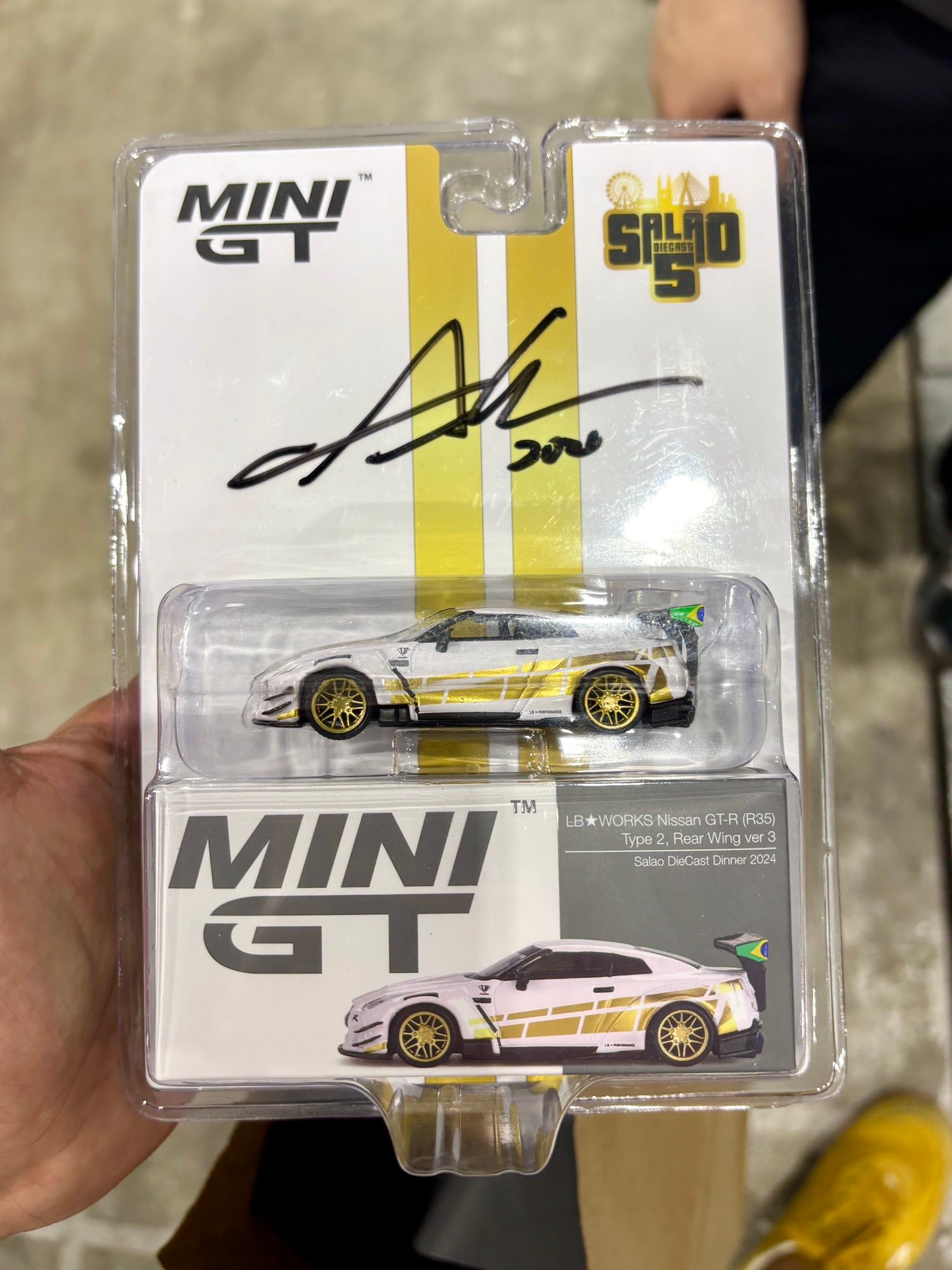 719 MINI GT LB☆WORKS Nissan GT-R (R35) Type 2, Rear Wing ver 3 