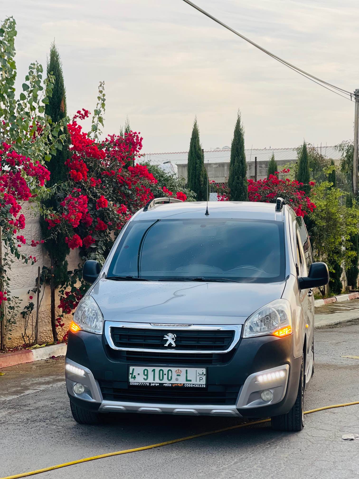mahmoud-car-facebook