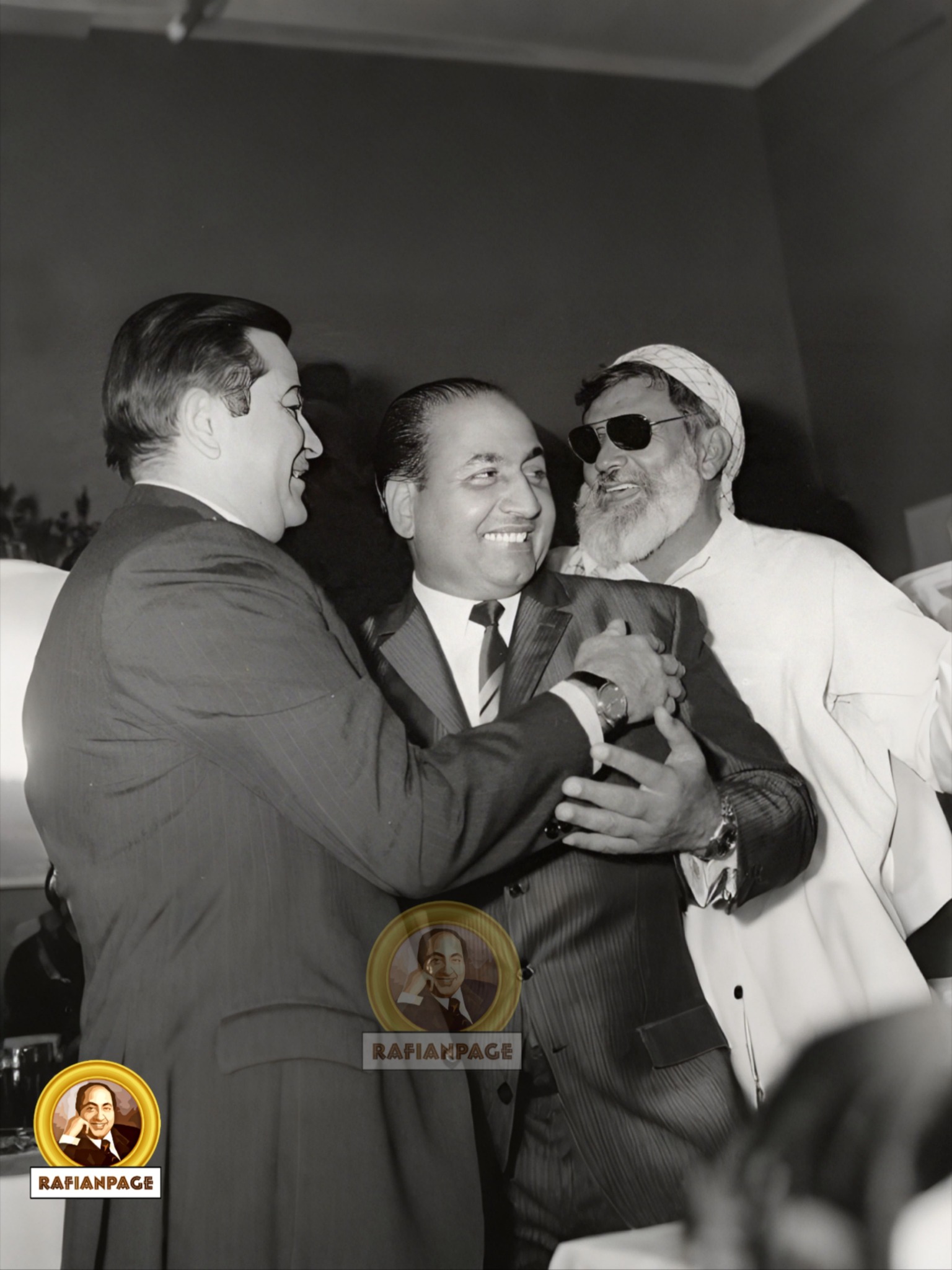 Rafianpage - 🤝 The Warmth of Legends... A priceless capture from ...