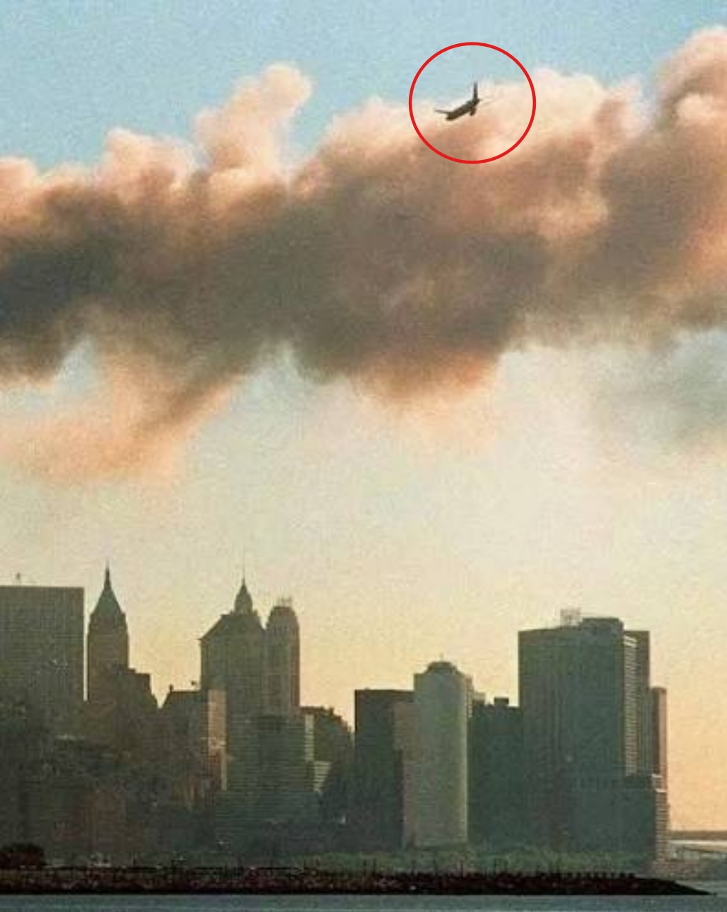 Photo of UA175 hitting the WTC on September 11, 2001
