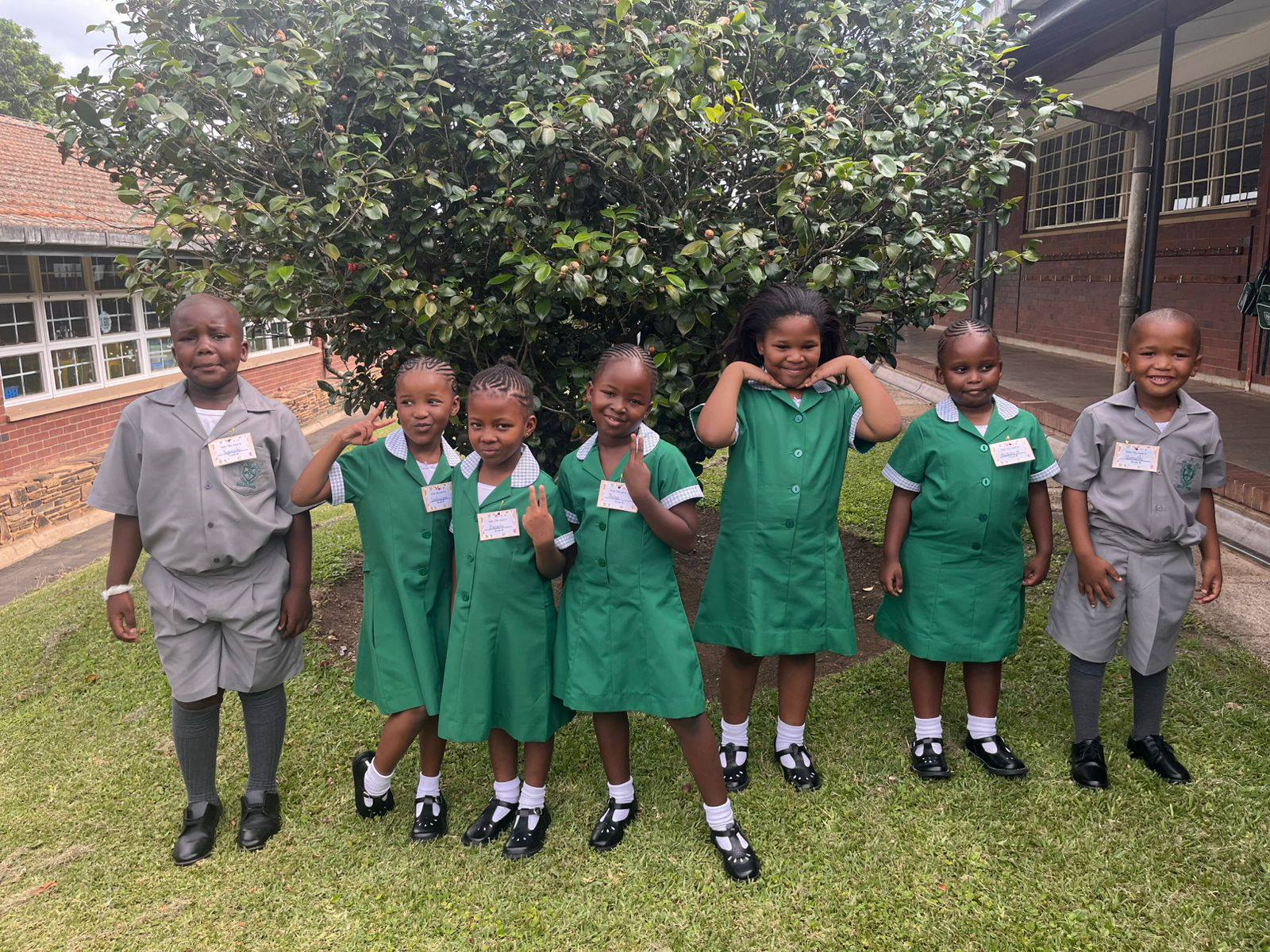 bisley-park-primary-school-bisley-park-primary-school