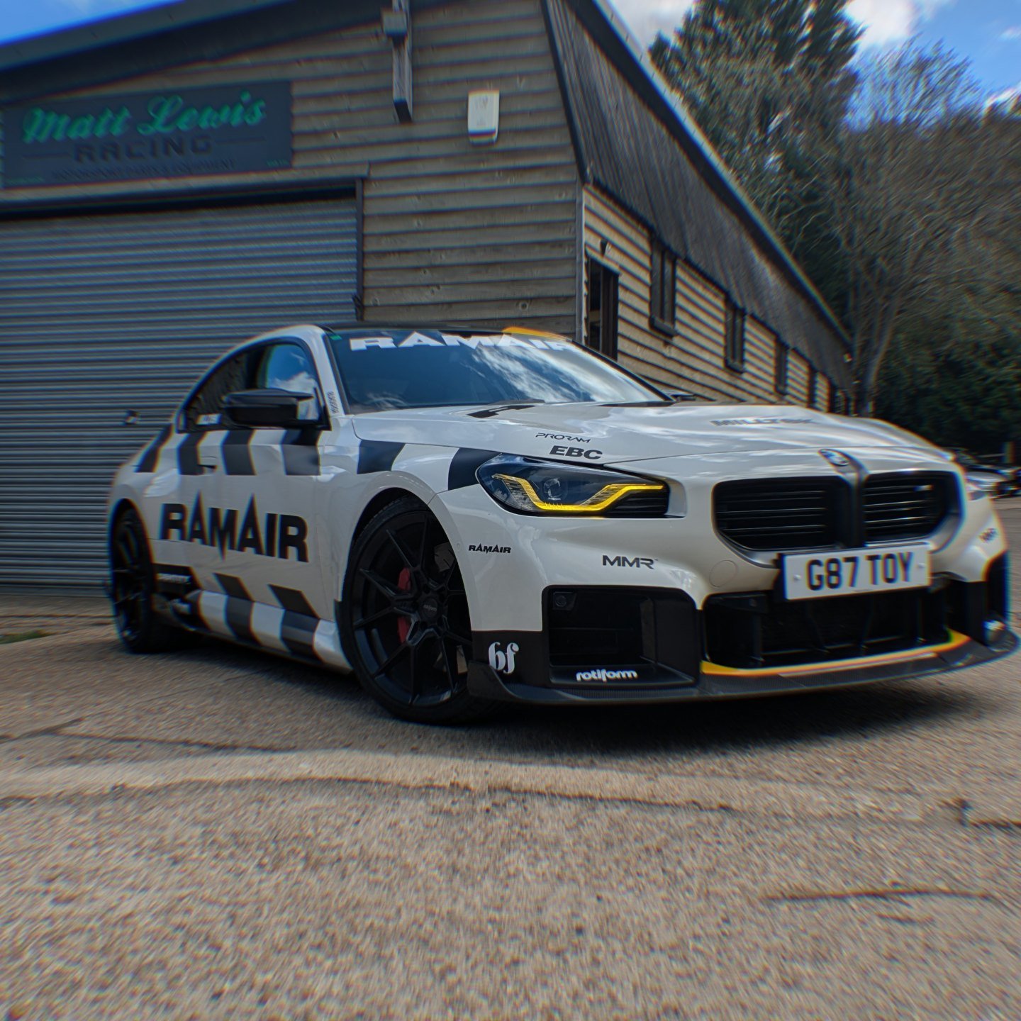 Matt Lewis Racing | Dorking