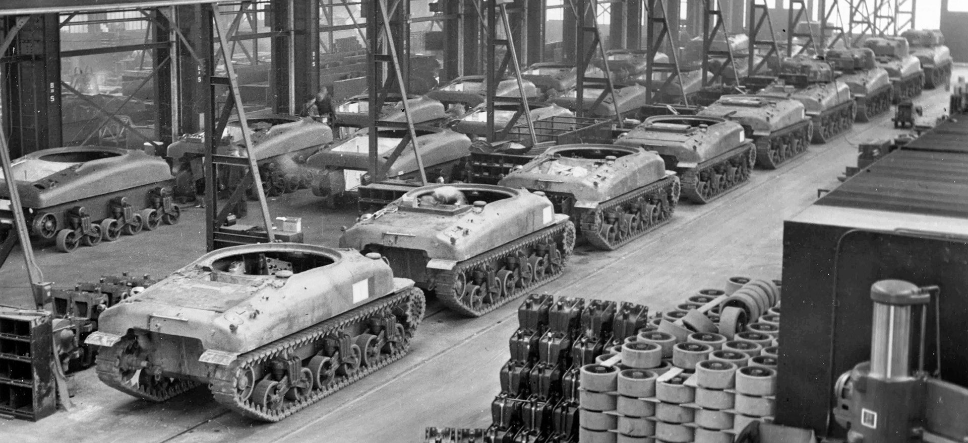 Warfare - Produced in vast numbers, the M4 Sherman countered the ...