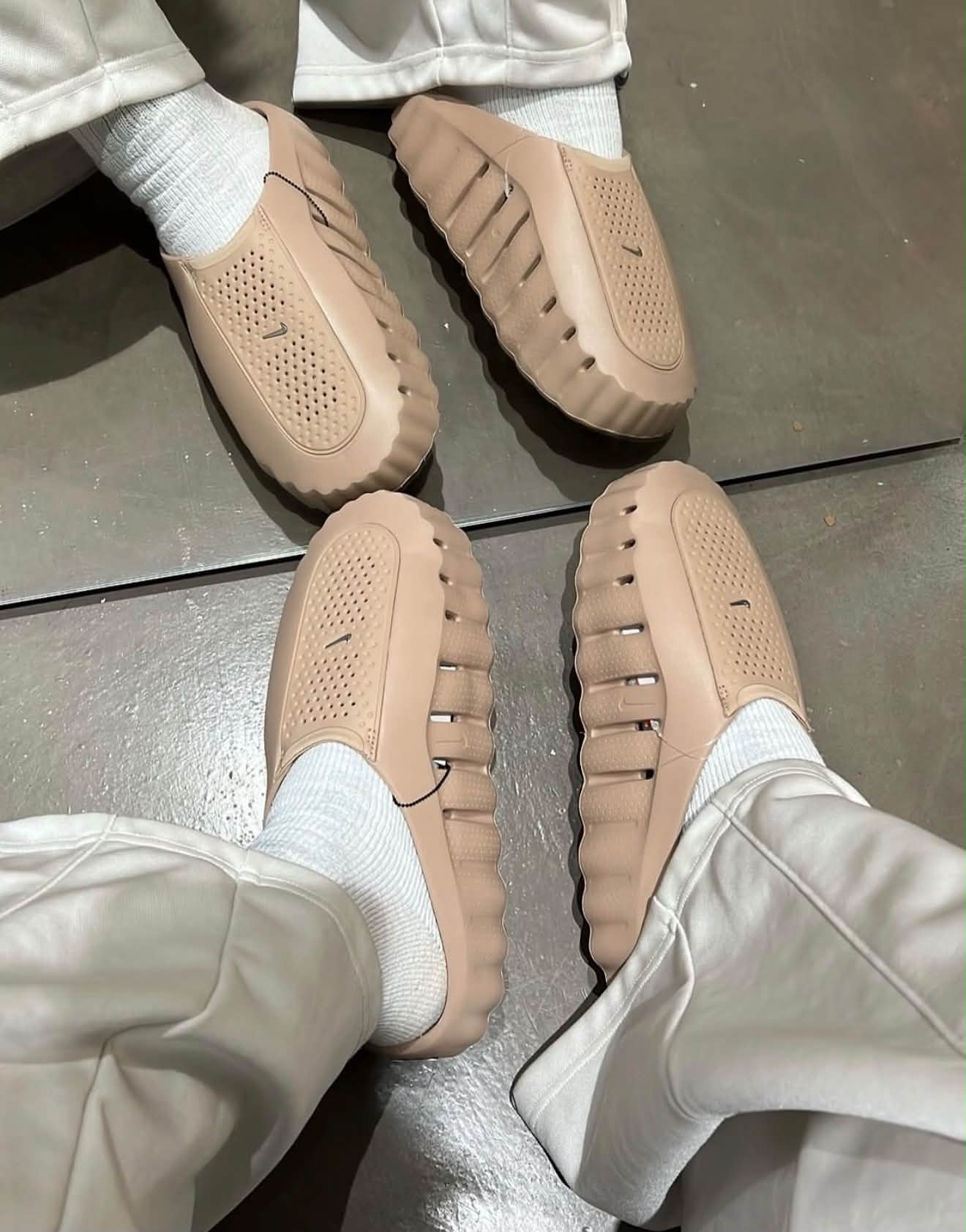 Nike Mind 001 Mules Ephedra/Sanddrift メーカーオフィシャルサイト