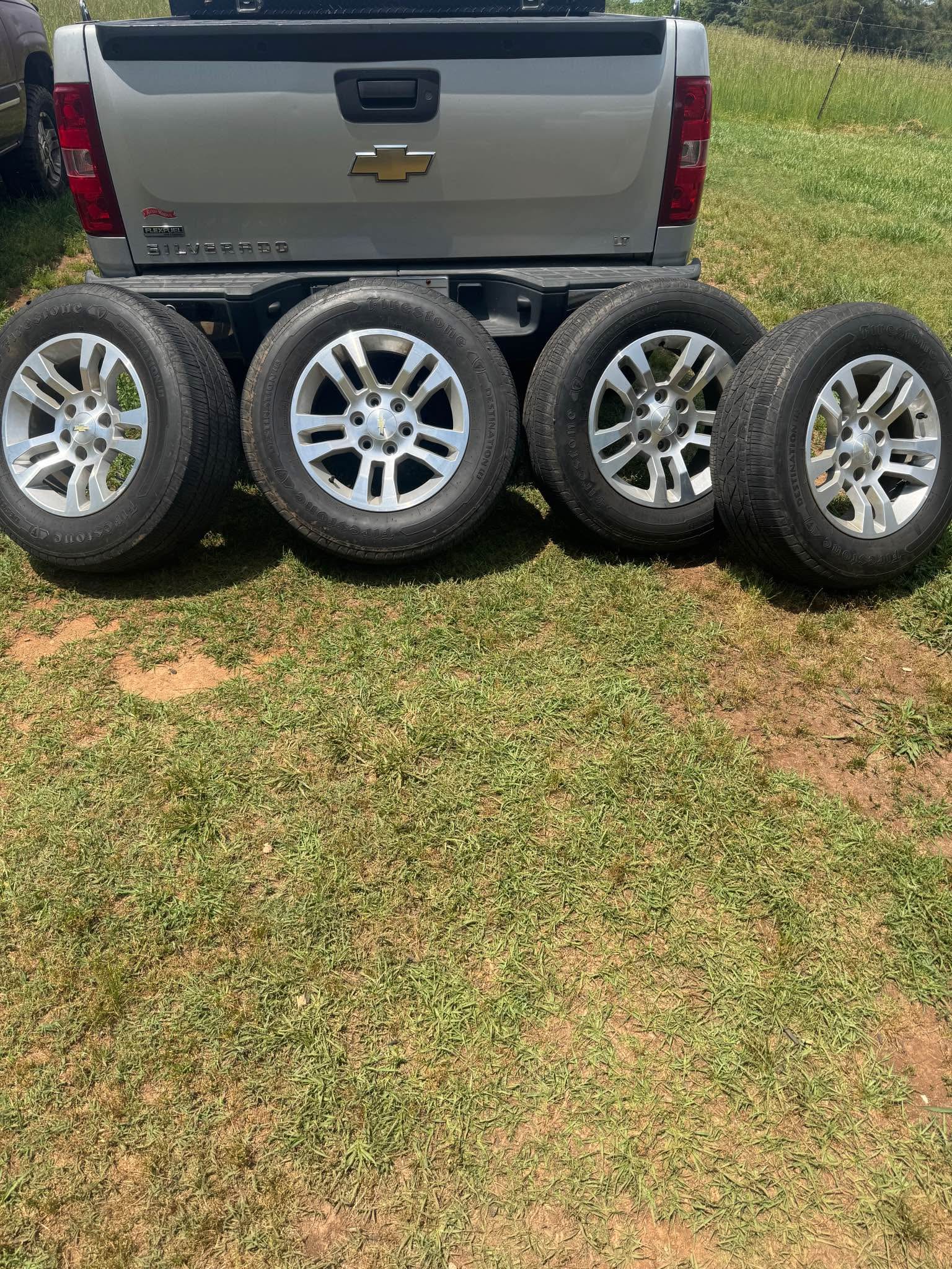 Chevy Tahoe take off wheels and tires. - Car Wheels, Tires & Parts ...