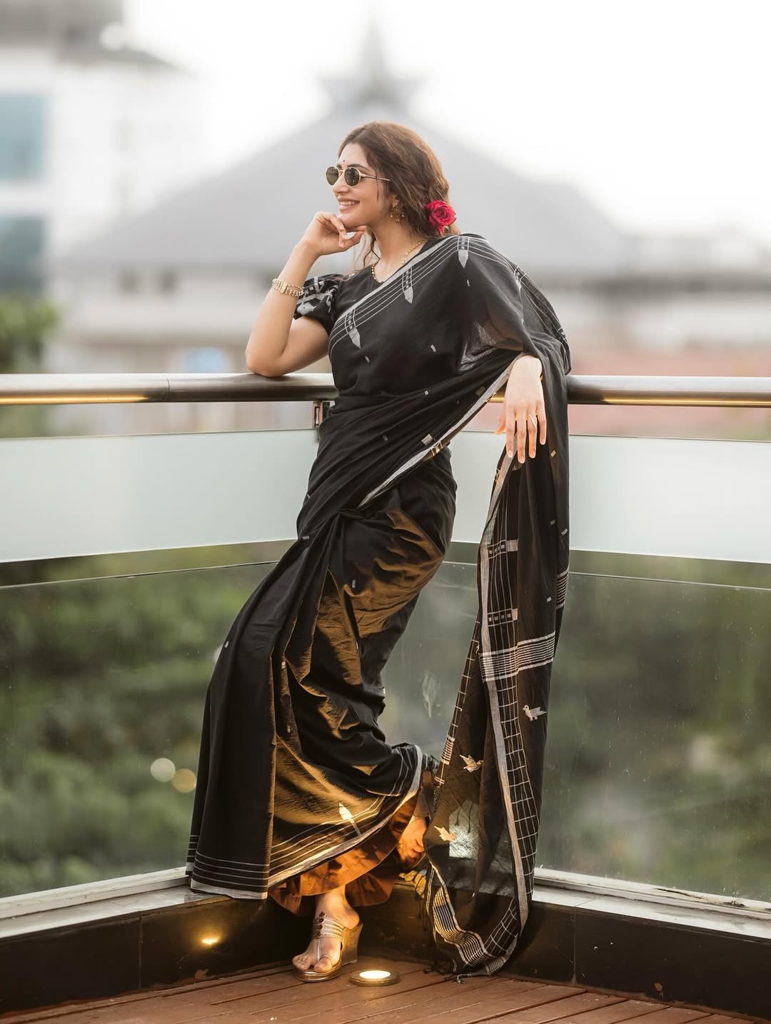 Zoom TV - Sreeleela looks absolutely stunning in this... | Facebook