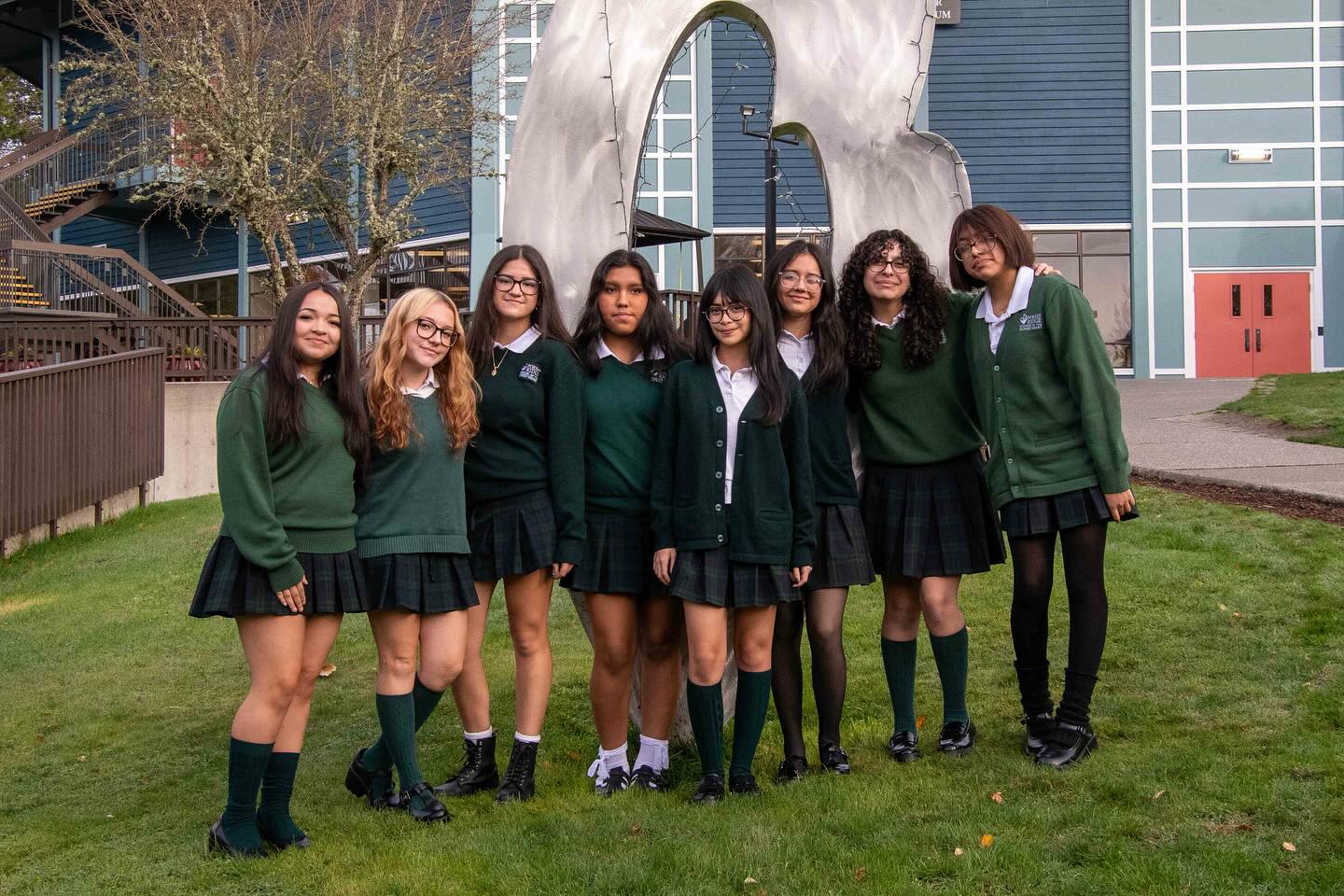 Forest Ridge... - Forest Ridge School of the Sacred Heart