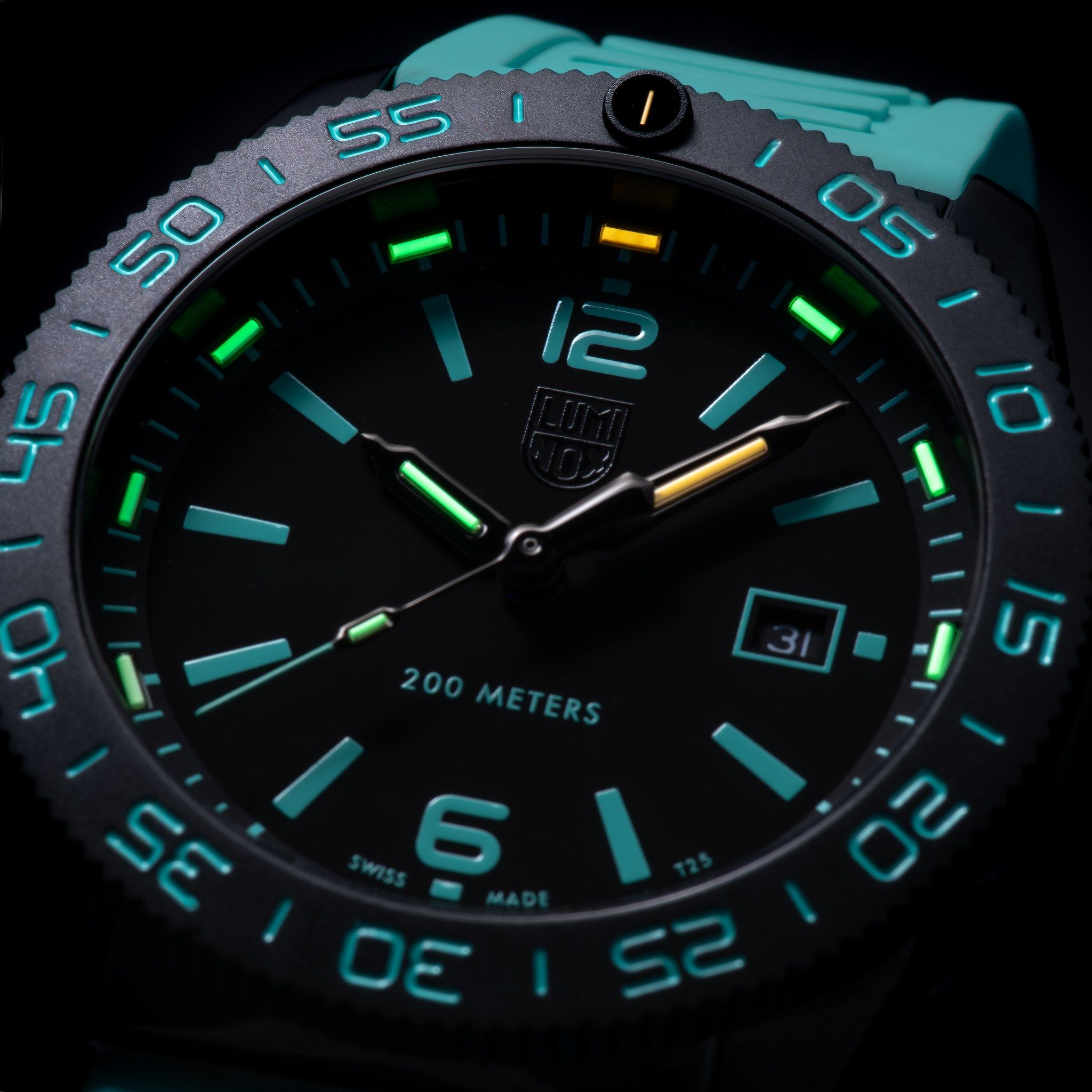 Luminox - In the water or landlocked, the Deep Dive 1567 is always 