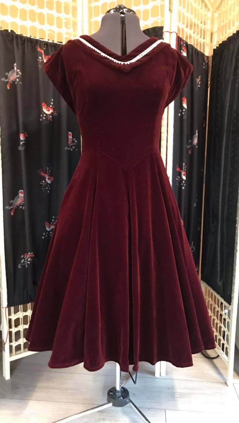 cream color prom dress Flutter-Sleeve Long Formal Prom Dress main image 1