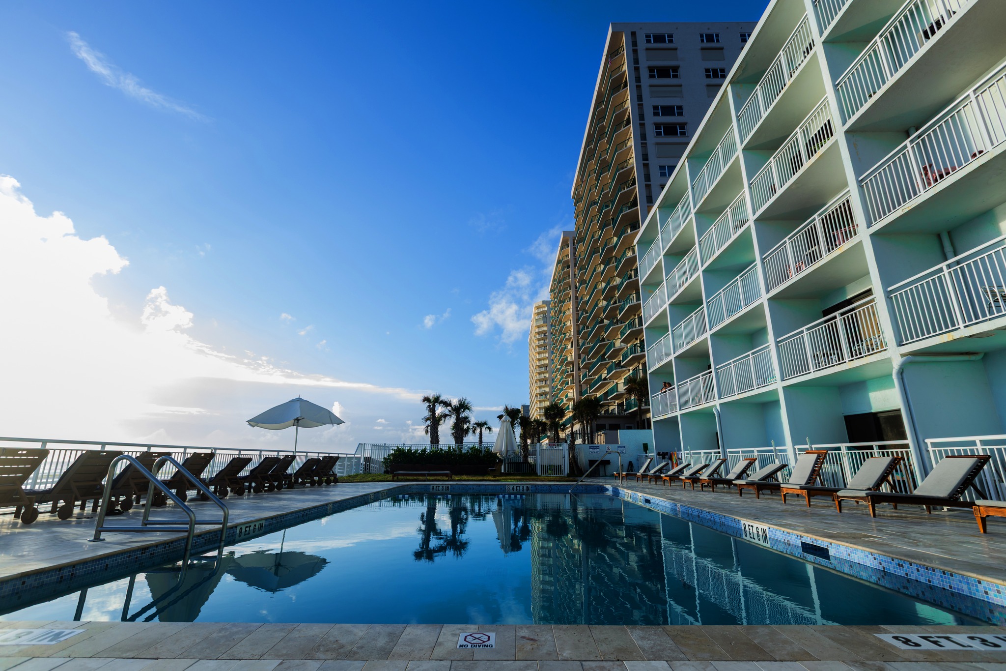 Beachside Hotel | Daytona Beach FL