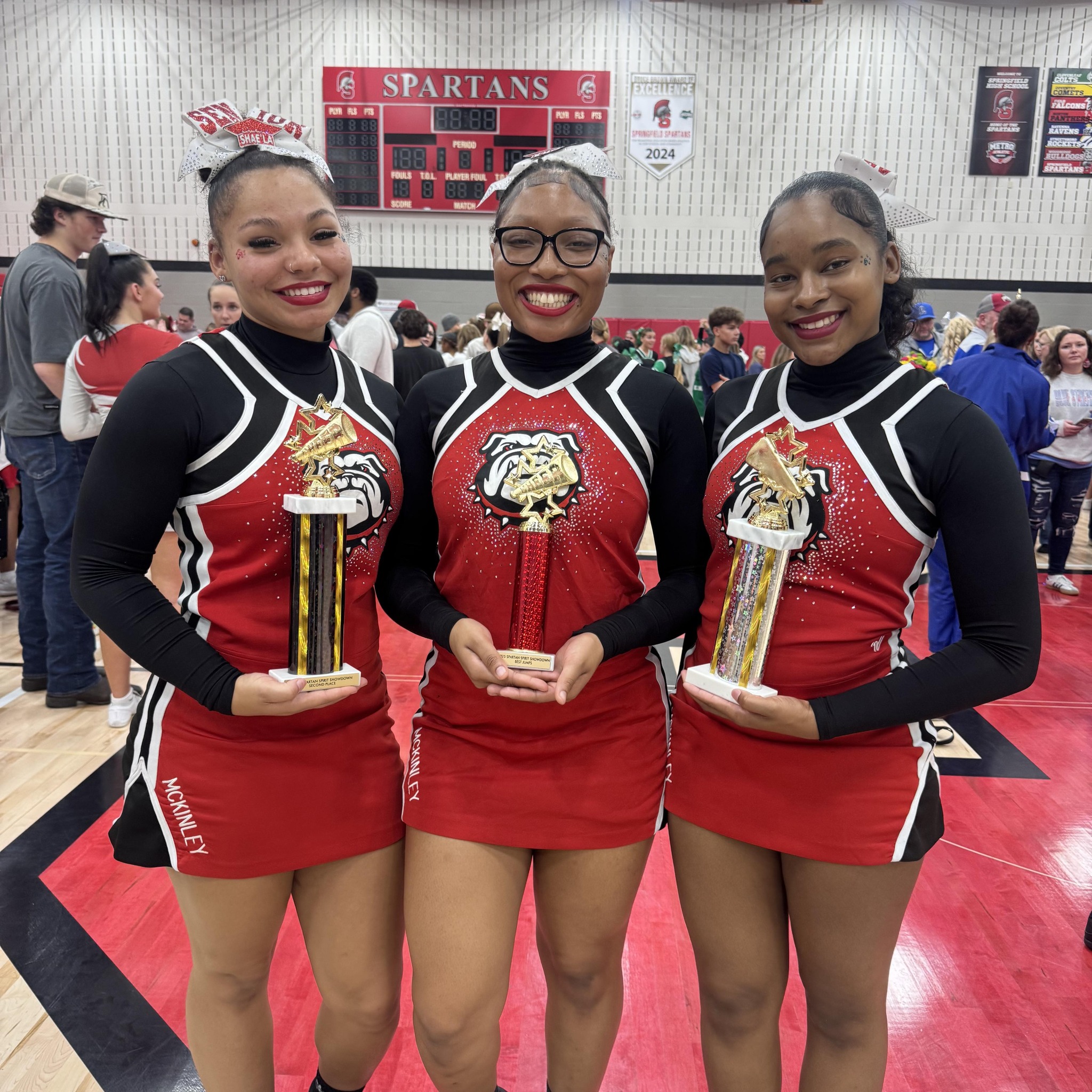 McKinley Bulldog... - McKinley Bulldog Cheerleaders