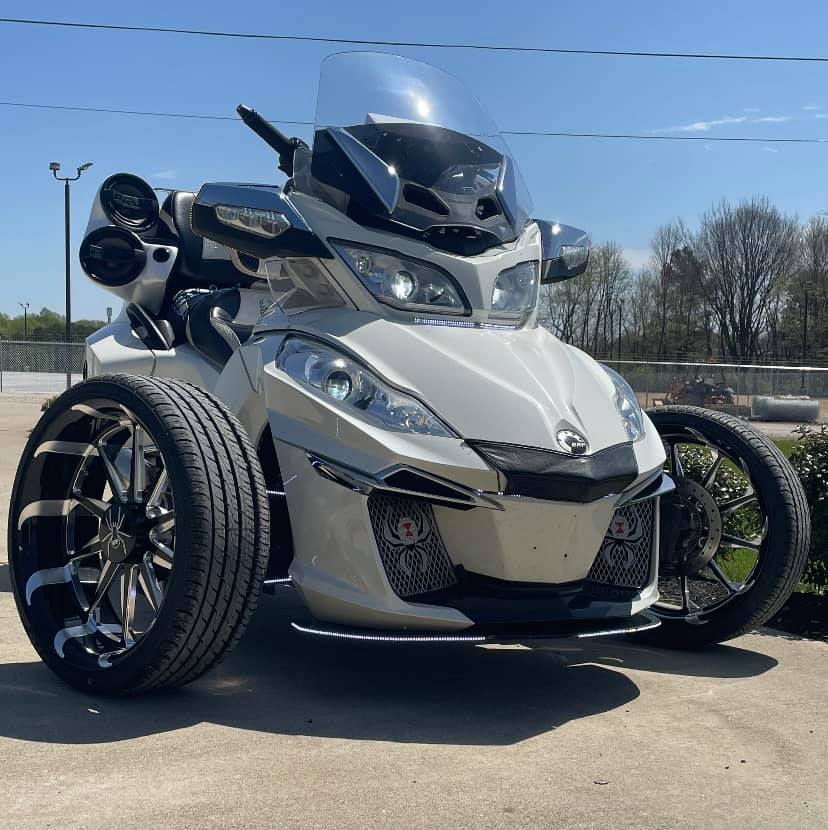 THIS... - Can-Am Spyder and Ryker Customs By All Things Chrome