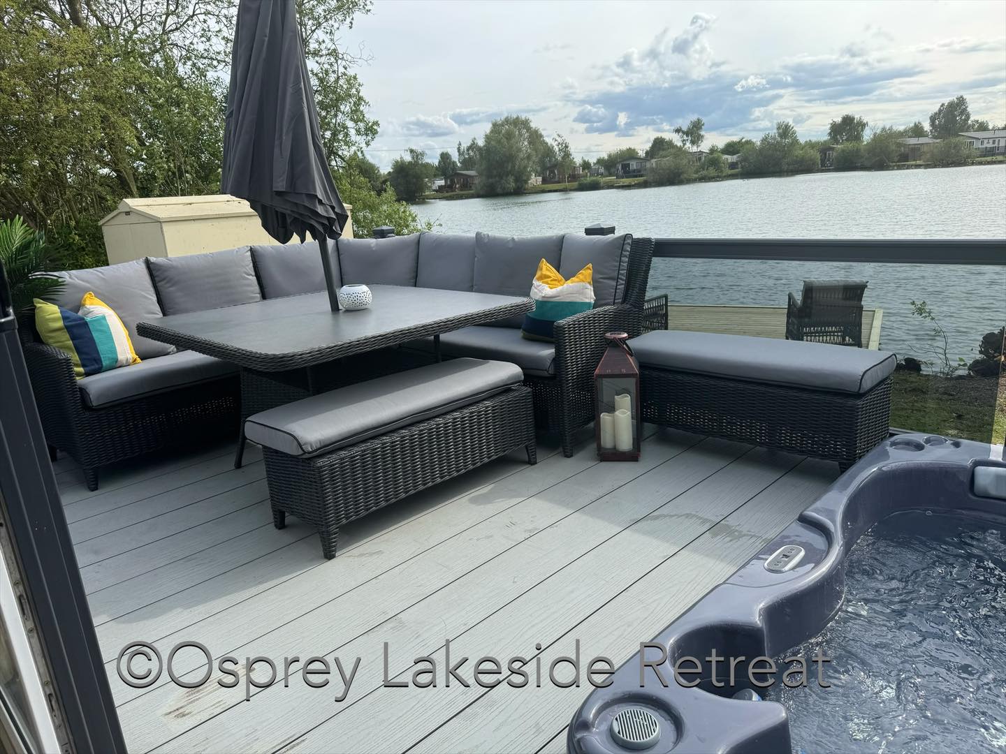 Luxury Lakeside Retreat at Tattershall Lakes with Fishing Peg | Tattershall